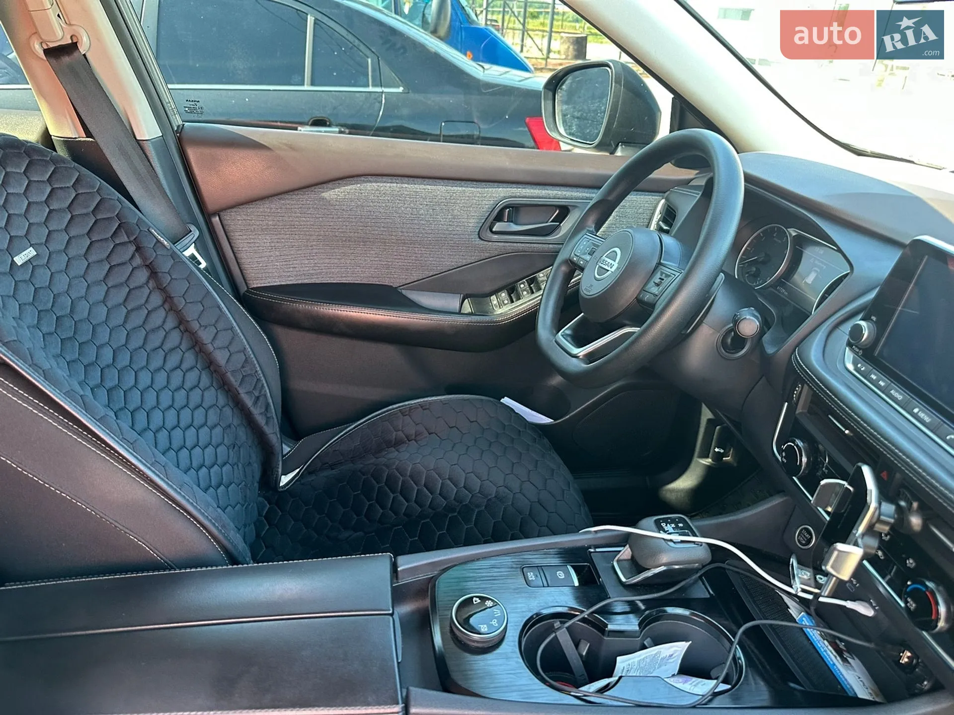 2021 Nissan Rogue - мініатюра 16