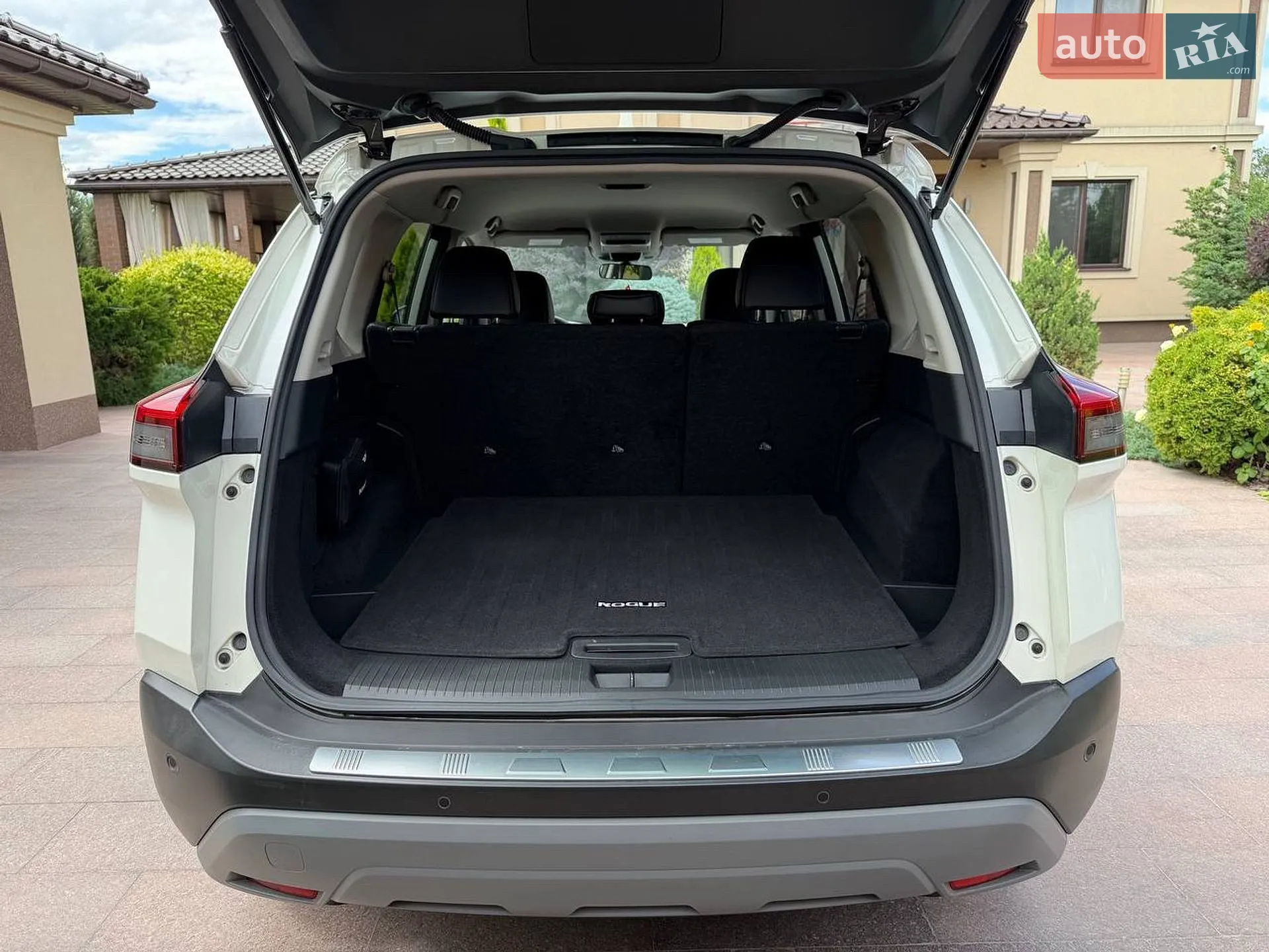 2020 Nissan Rogue - мініатюра 10