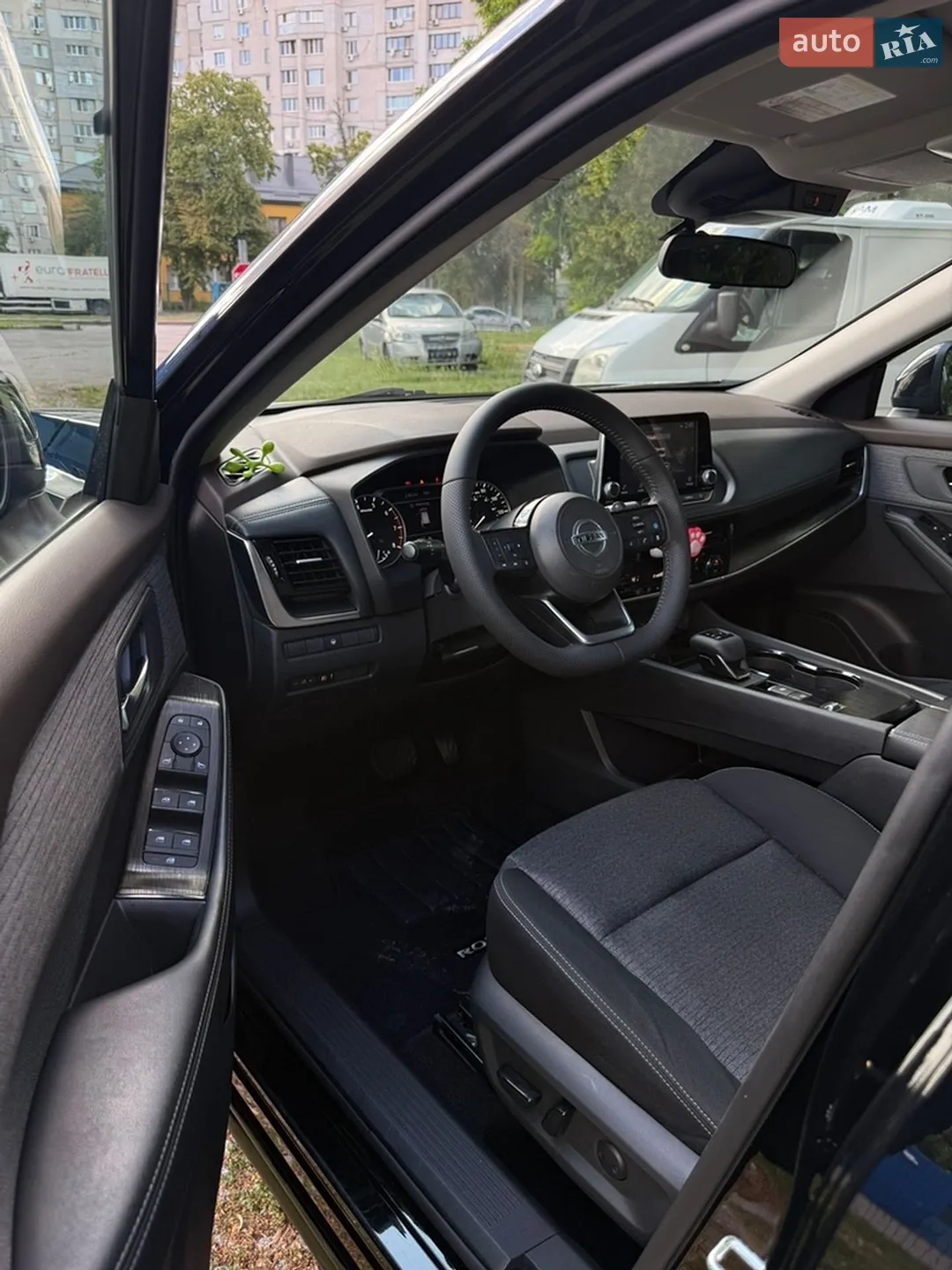 2020 Nissan Rogue - мініатюра 13