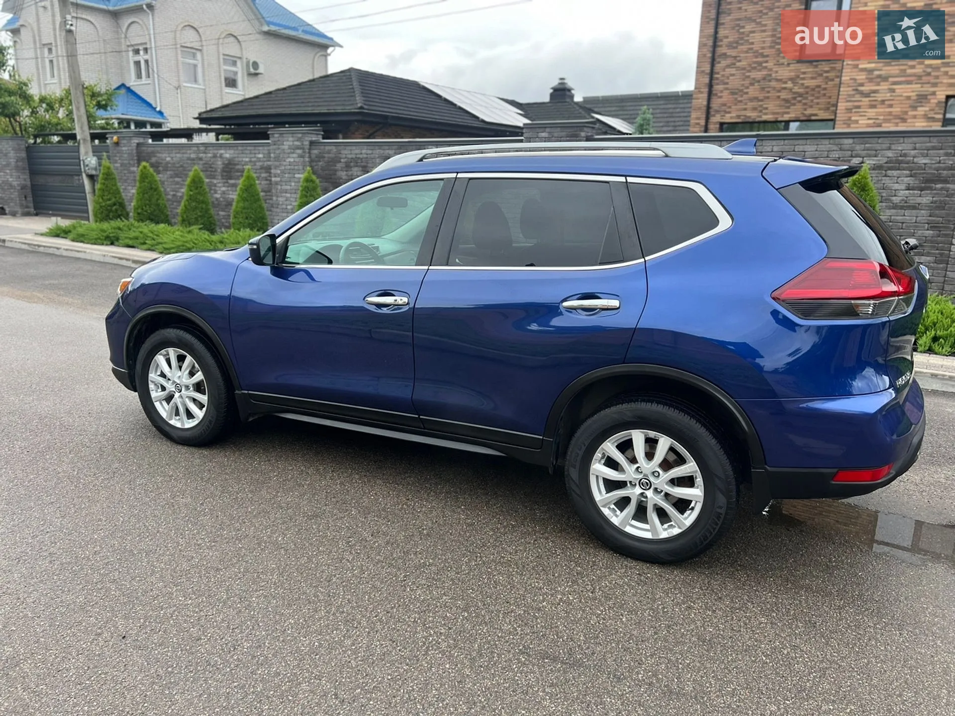2017 Nissan Rogue - мініатюра 4
