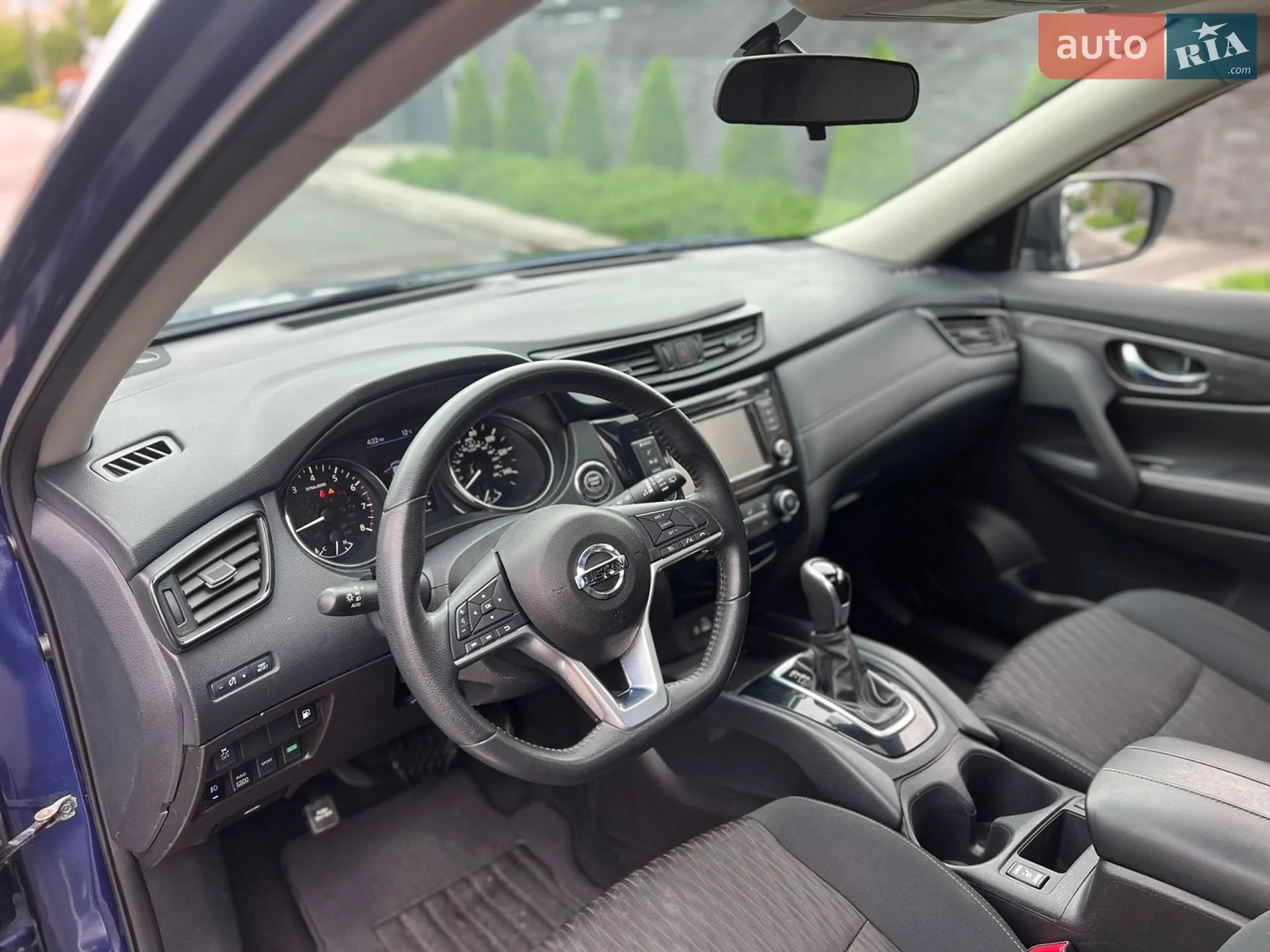 2017 Nissan Rogue - мініатюра 11