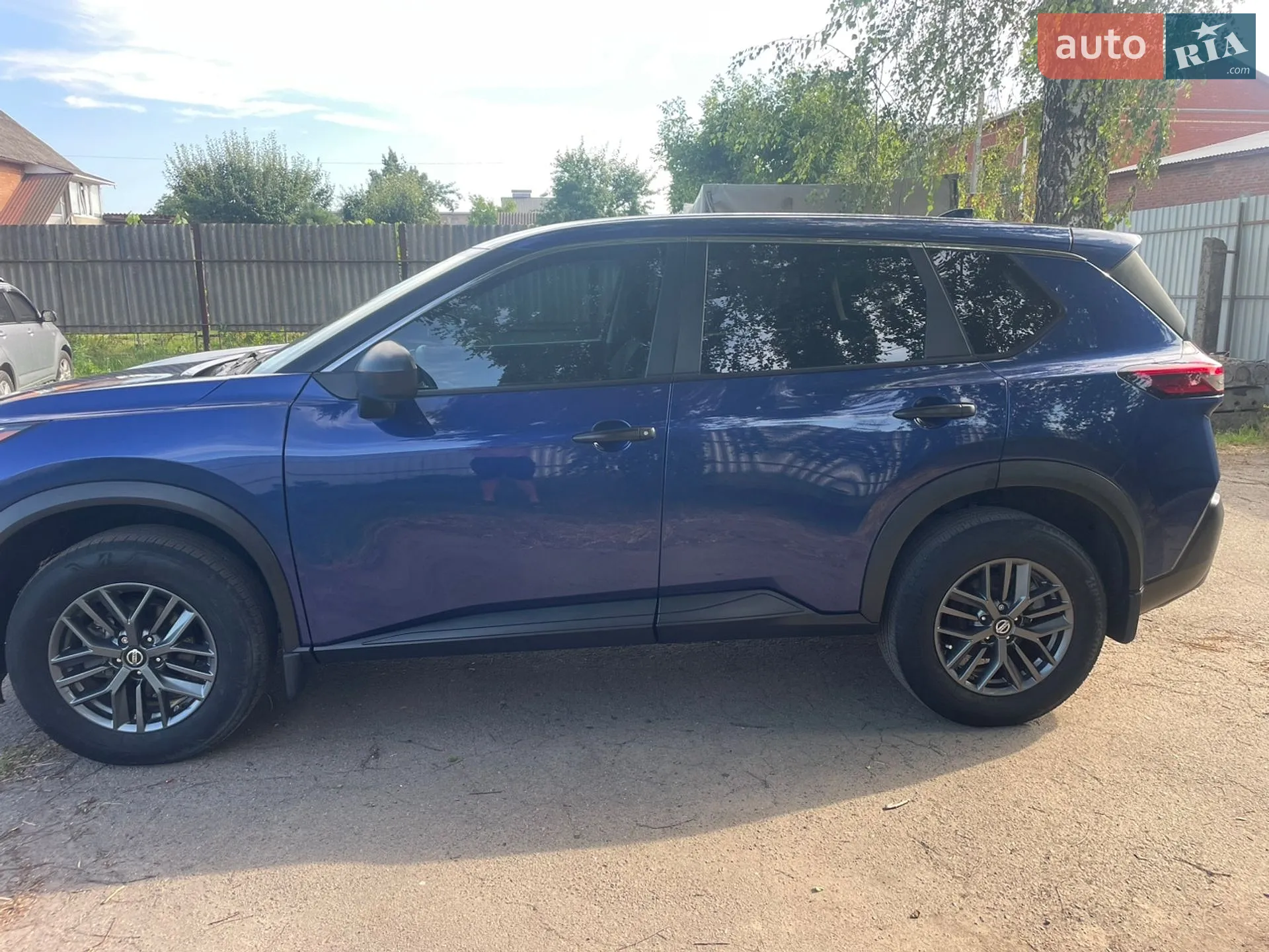 2021 Nissan Rogue - мініатюра 3