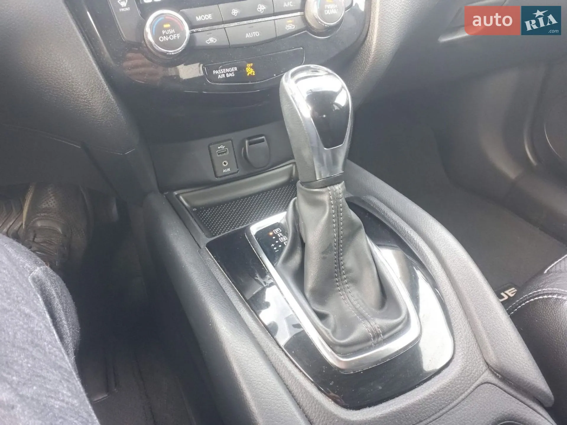 2017 Nissan Rogue - мініатюра 22