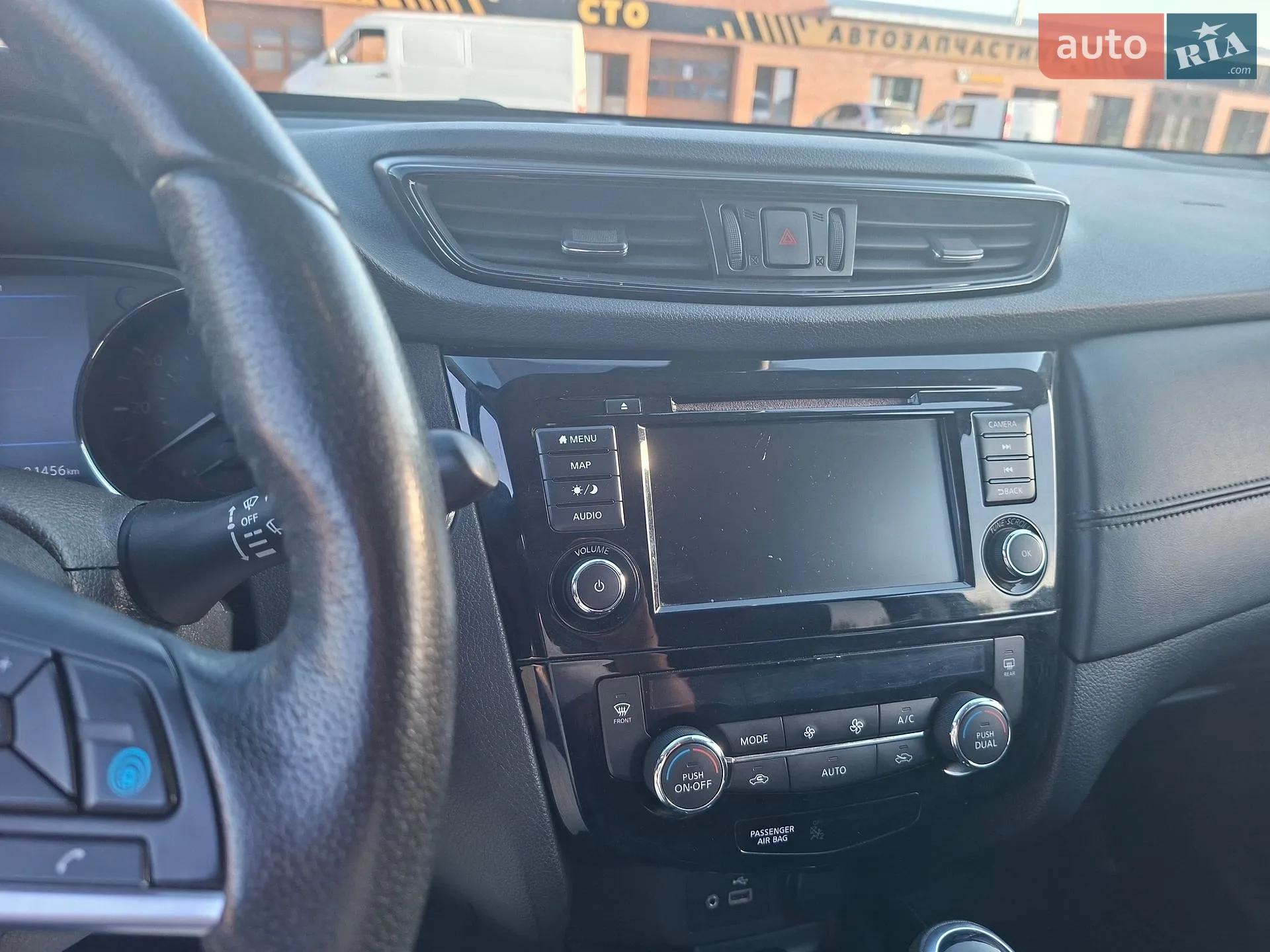 2019 Nissan Rogue - мініатюра 11