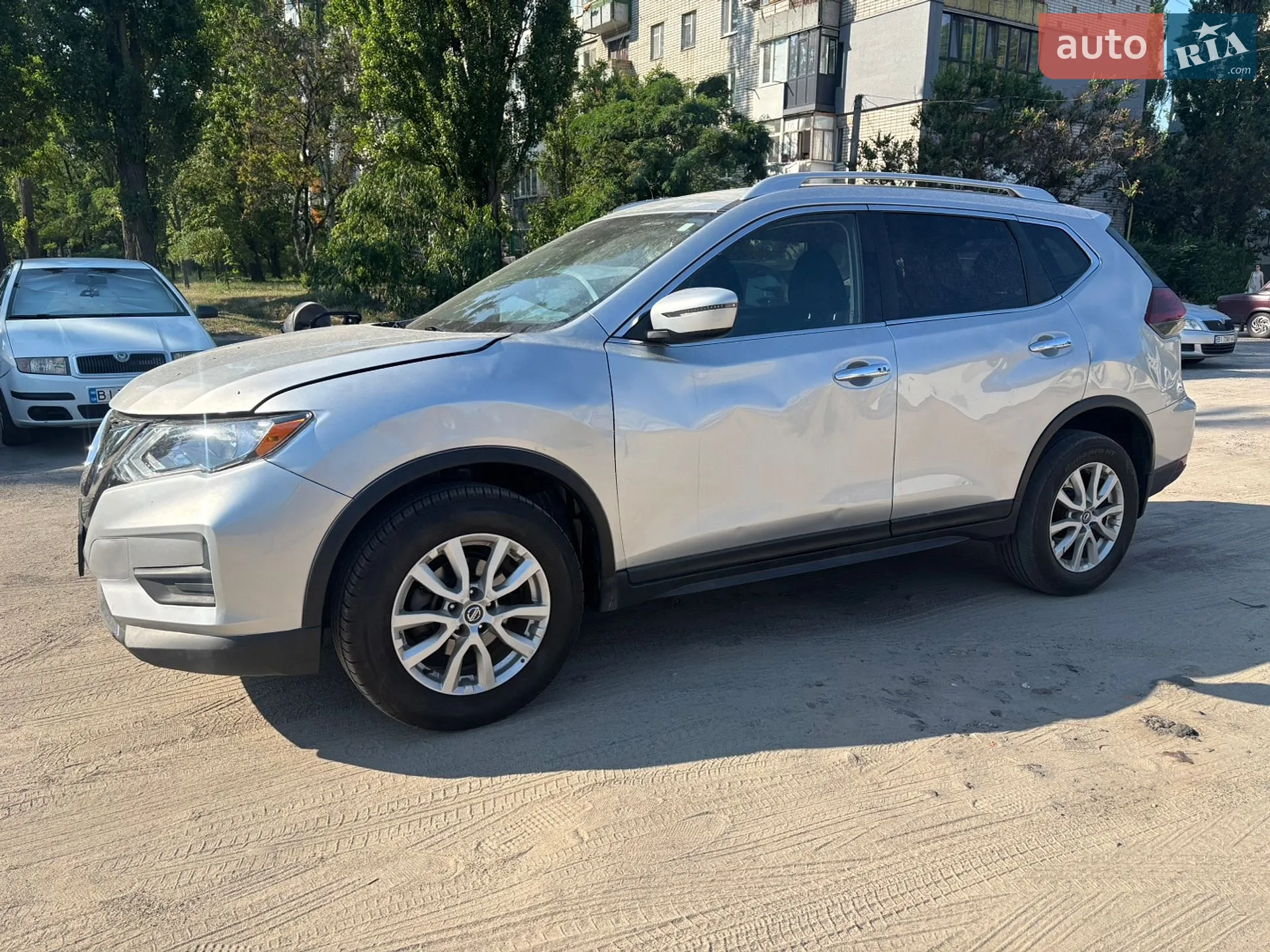 2020 Nissan Rogue - мініатюра 2