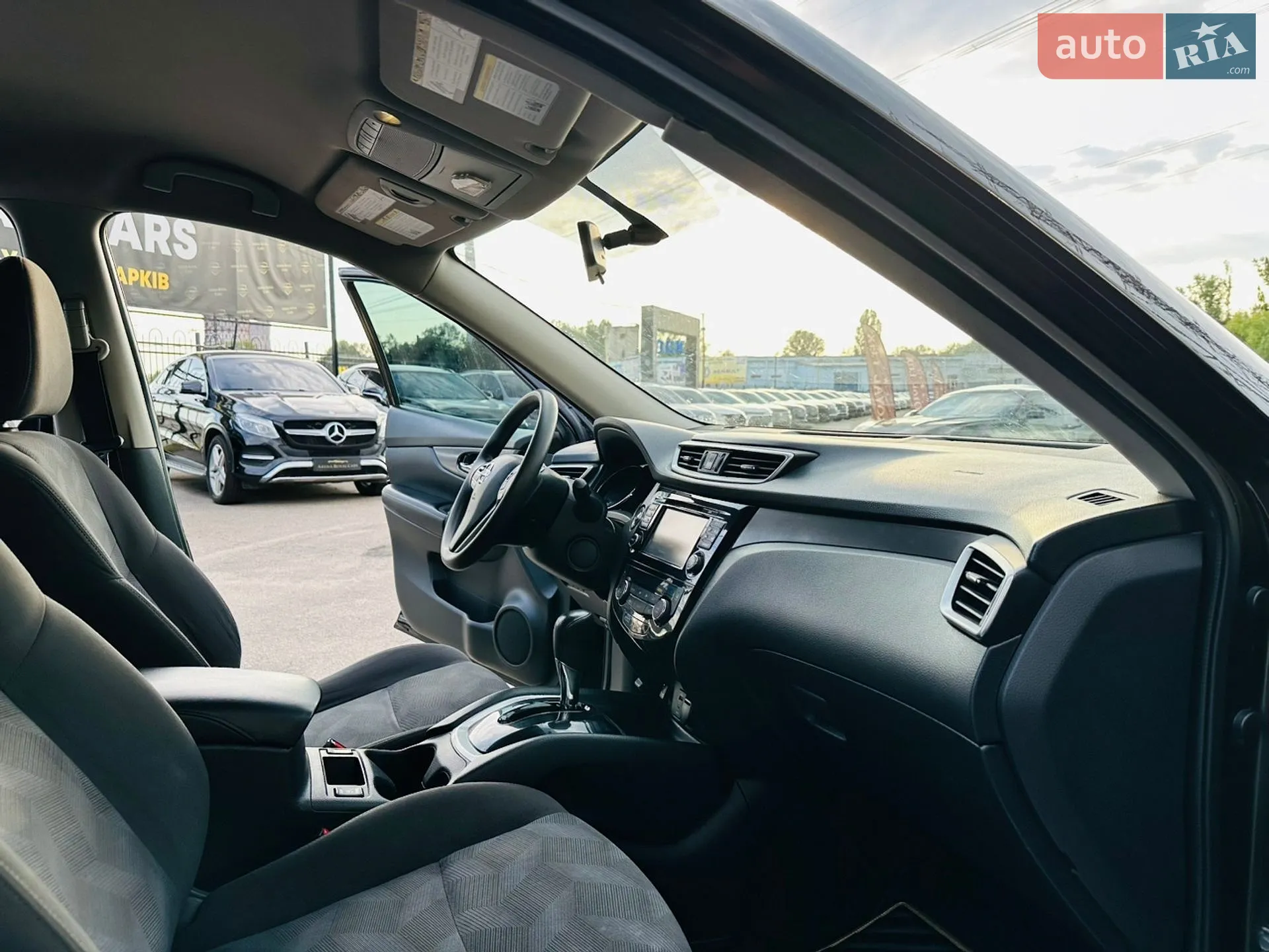 2016 Nissan Rogue - мініатюра 25