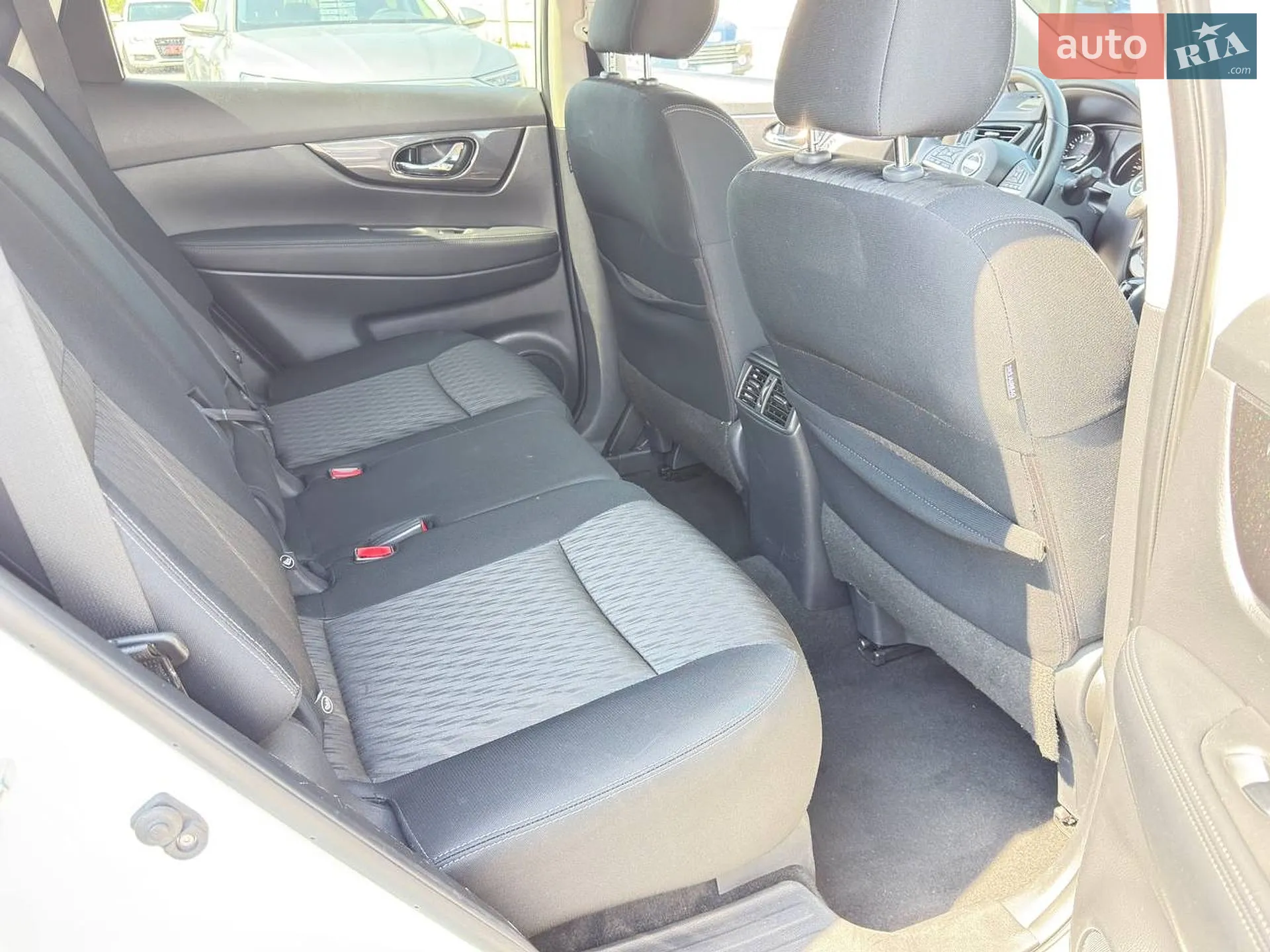 2018 Nissan Rogue - мініатюра 19