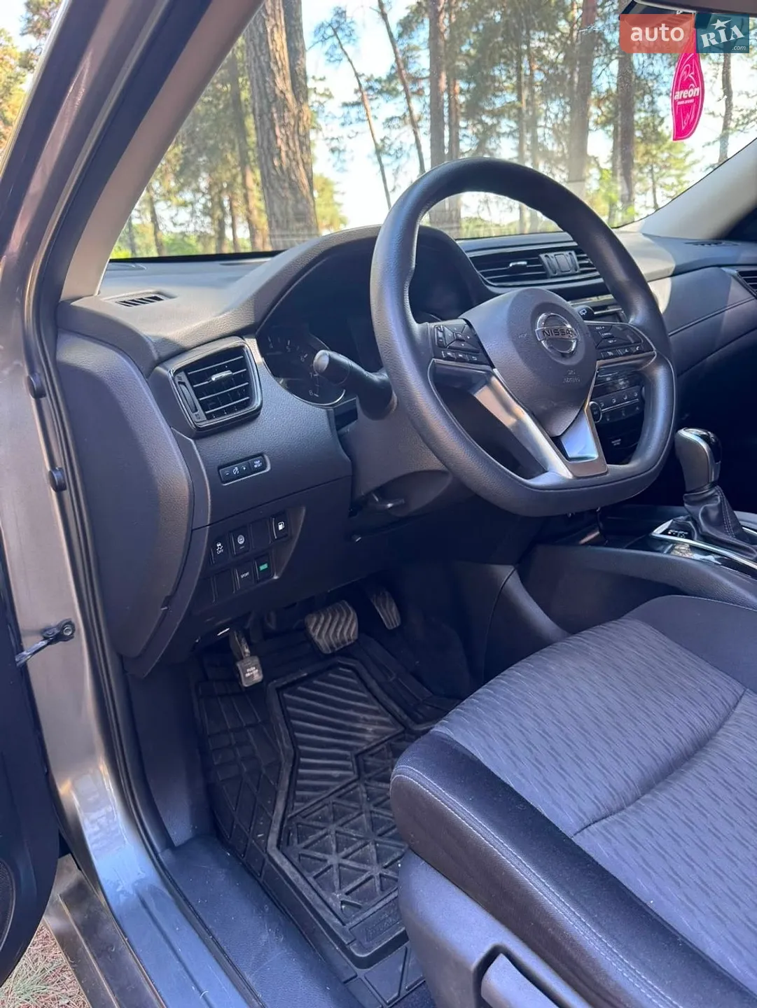 2018 Nissan Rogue - мініатюра 16
