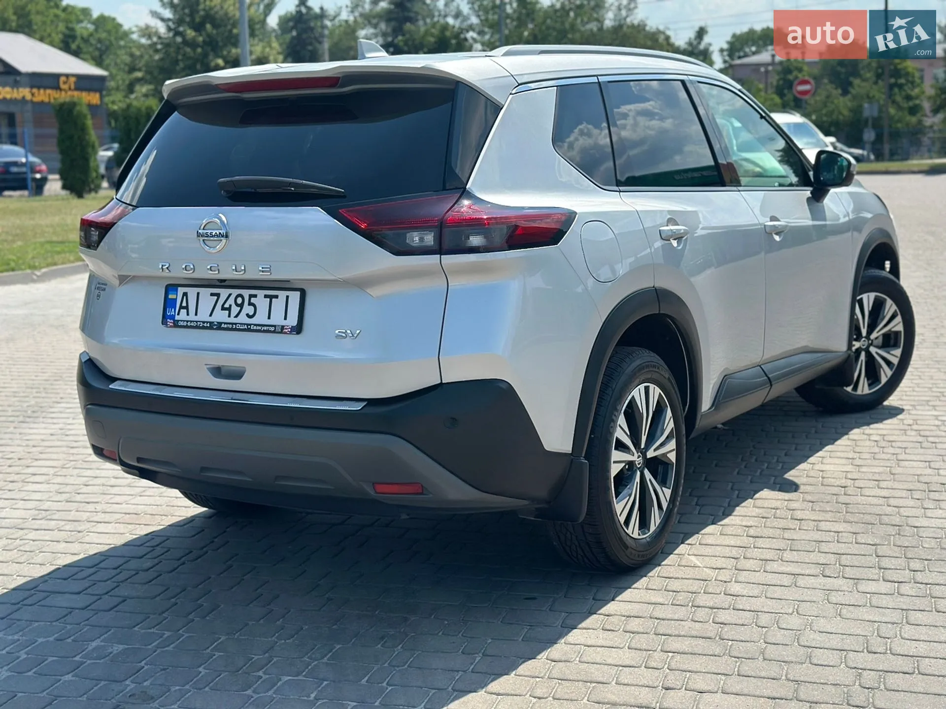 2021 Nissan Rogue - мініатюра 14