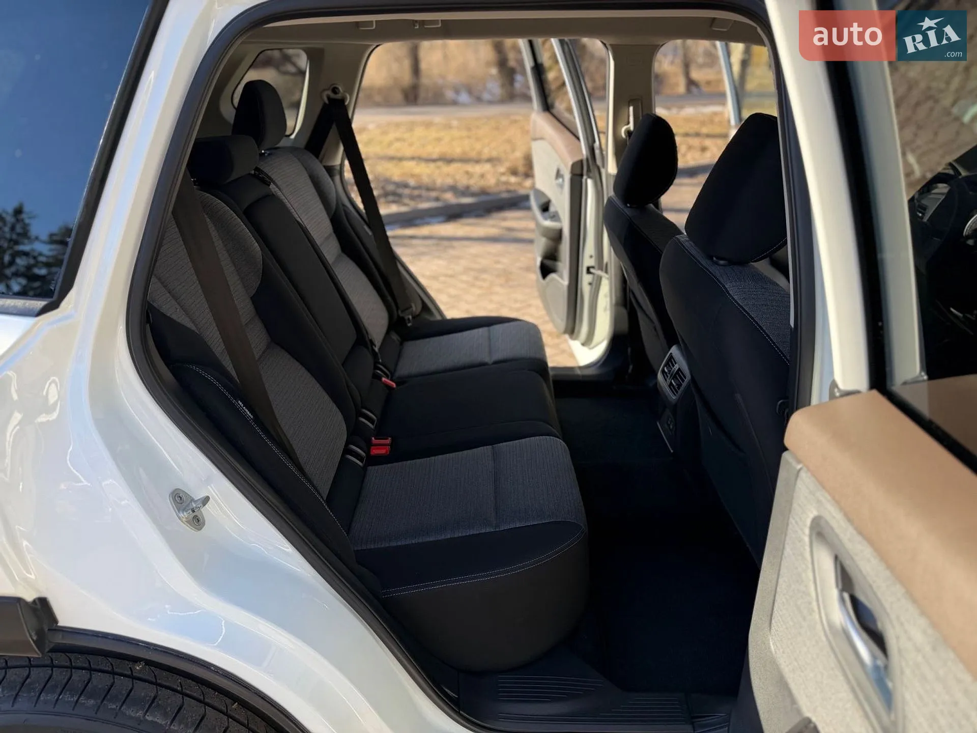 2020 Nissan Rogue - мініатюра 4