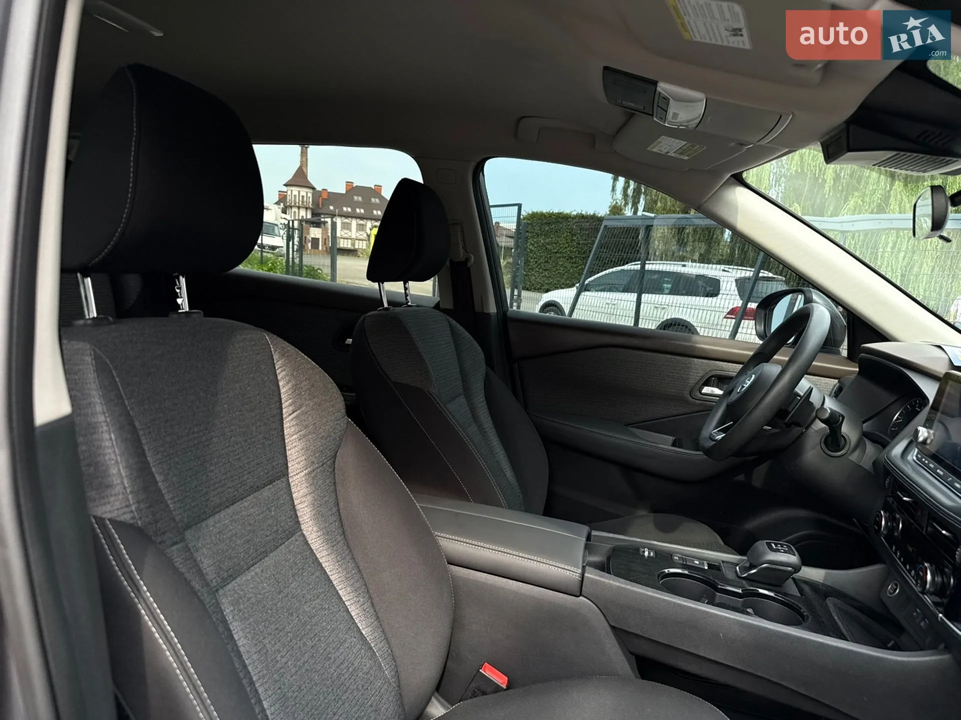 2021 Nissan Rogue - мініатюра 24