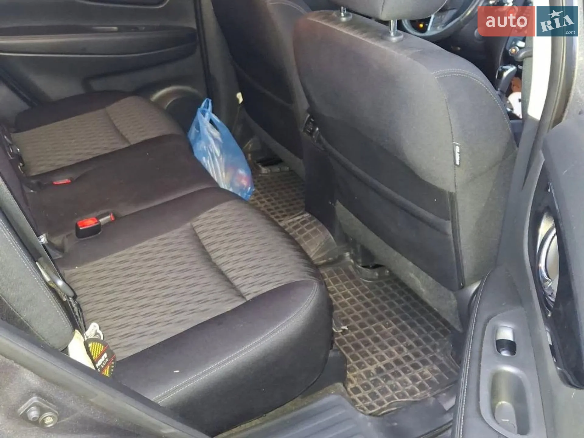 2016 Nissan Rogue - мініатюра 12