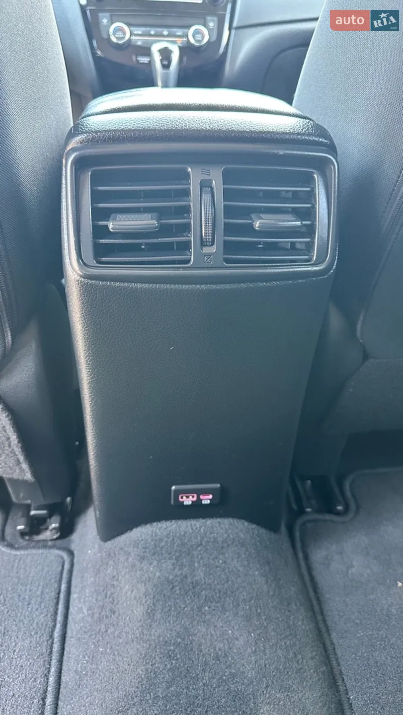 2019 Nissan Rogue - мініатюра 34