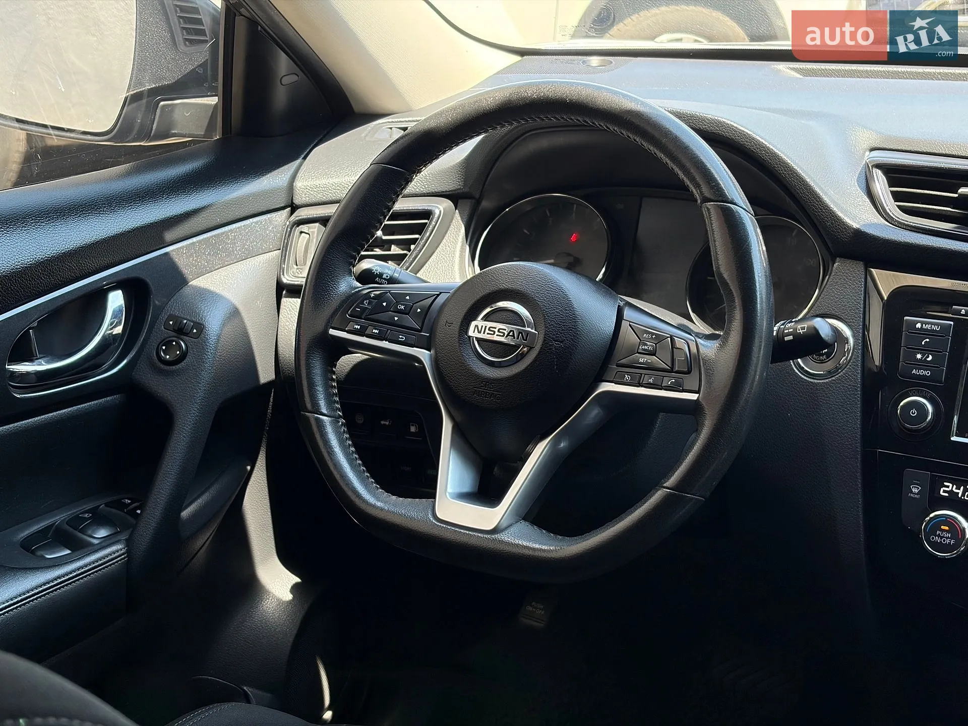 2019 Nissan Rogue - мініатюра 25