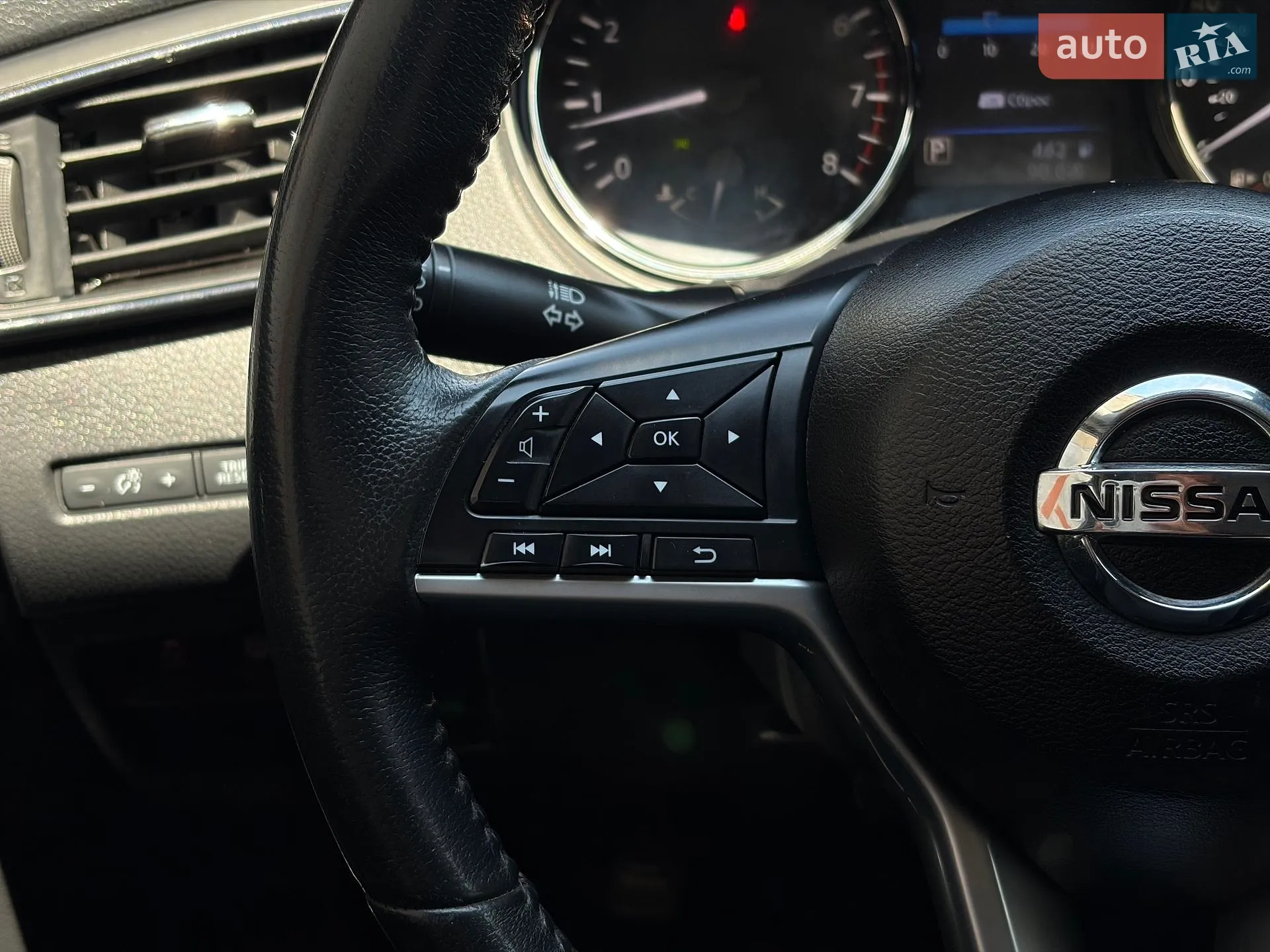 2019 Nissan Rogue - мініатюра 23