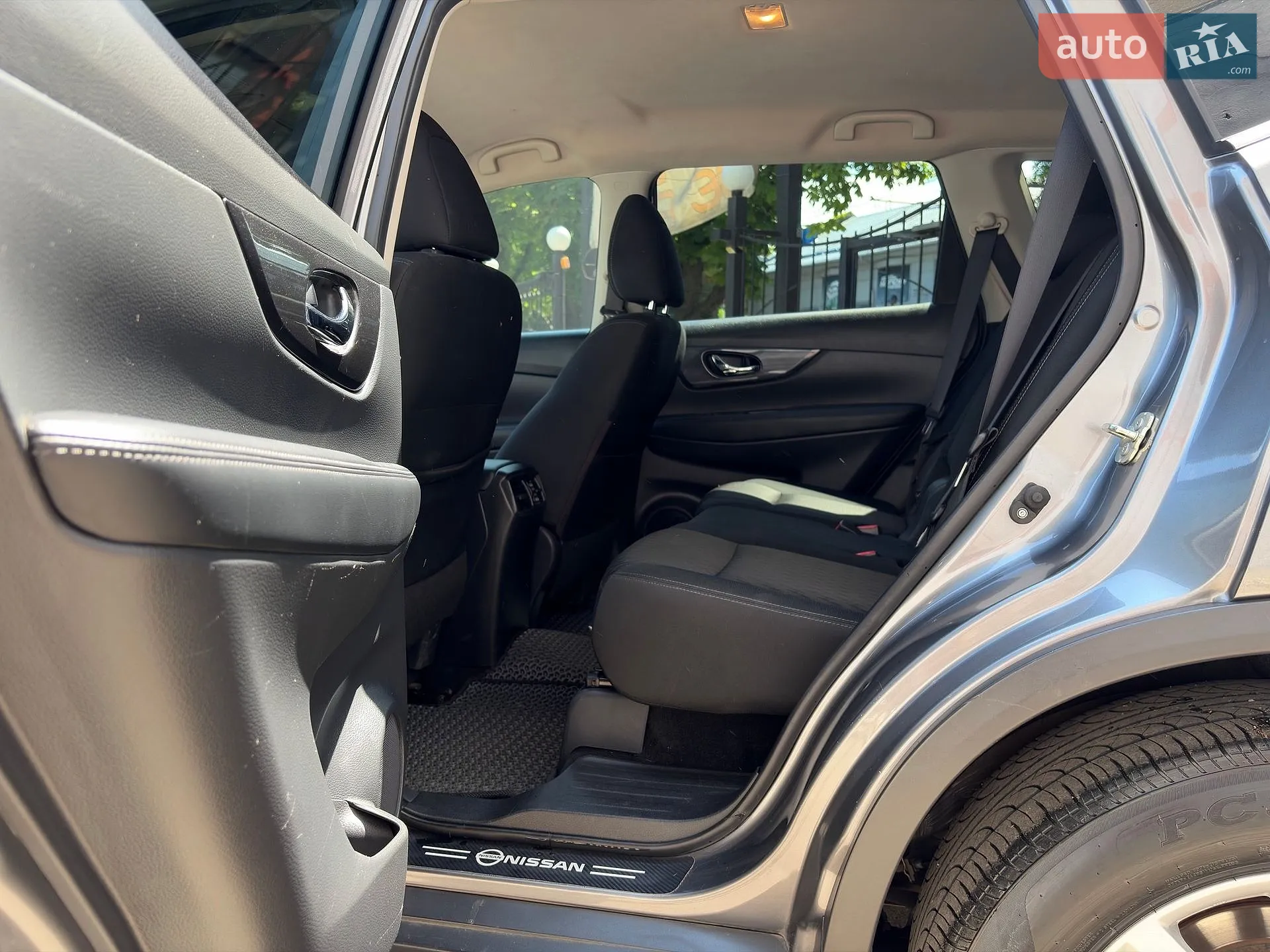 2019 Nissan Rogue - мініатюра 20