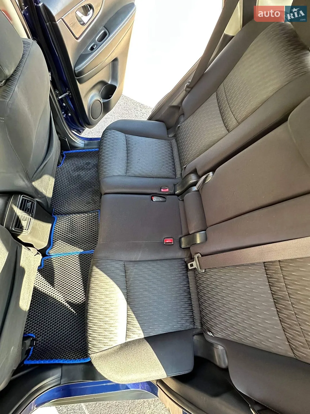 2019 Nissan Rogue - мініатюра 9