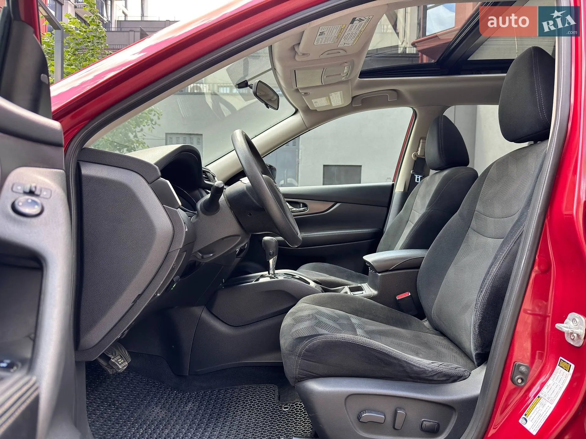 2016 Nissan Rogue - мініатюра 15