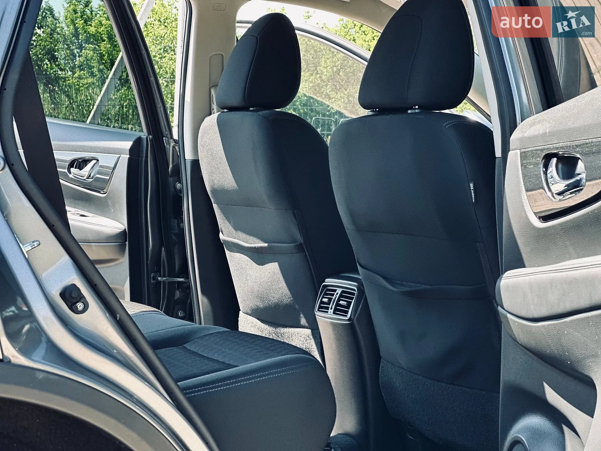 2019 Nissan Rogue - мініатюра 13
