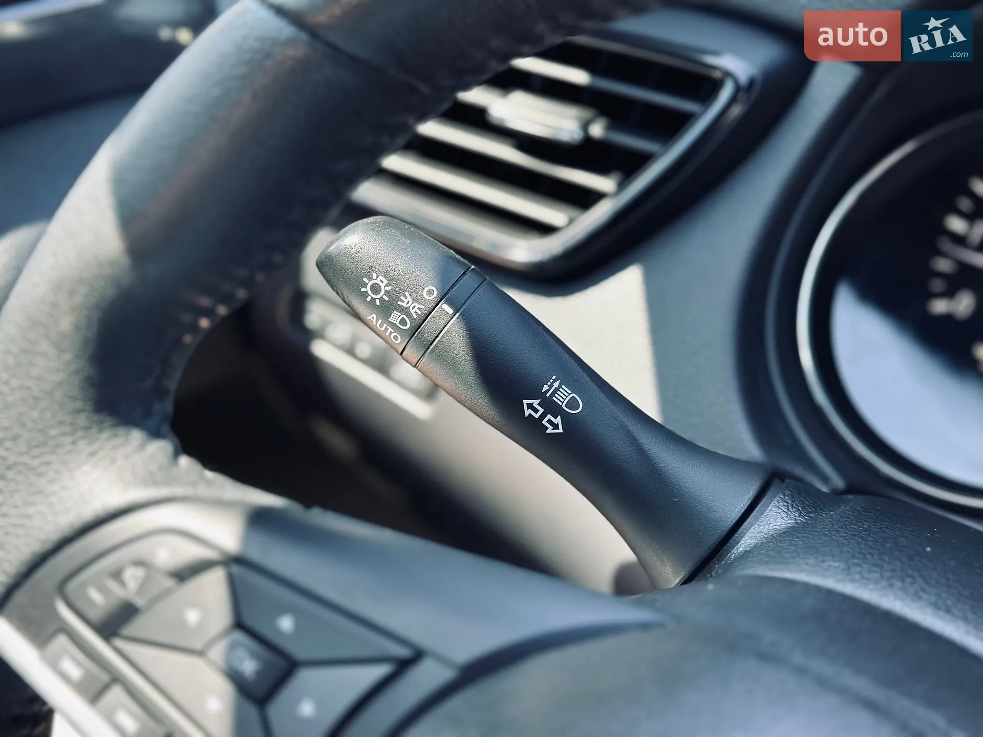 2019 Nissan Rogue - мініатюра 44