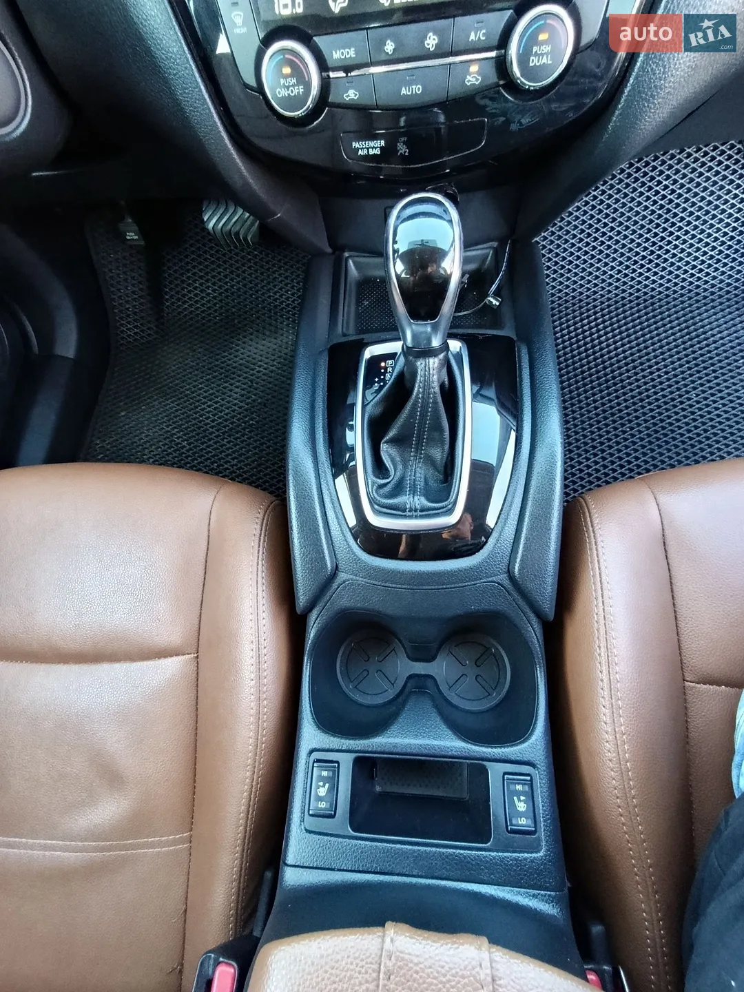 2017 Nissan Rogue - мініатюра 29