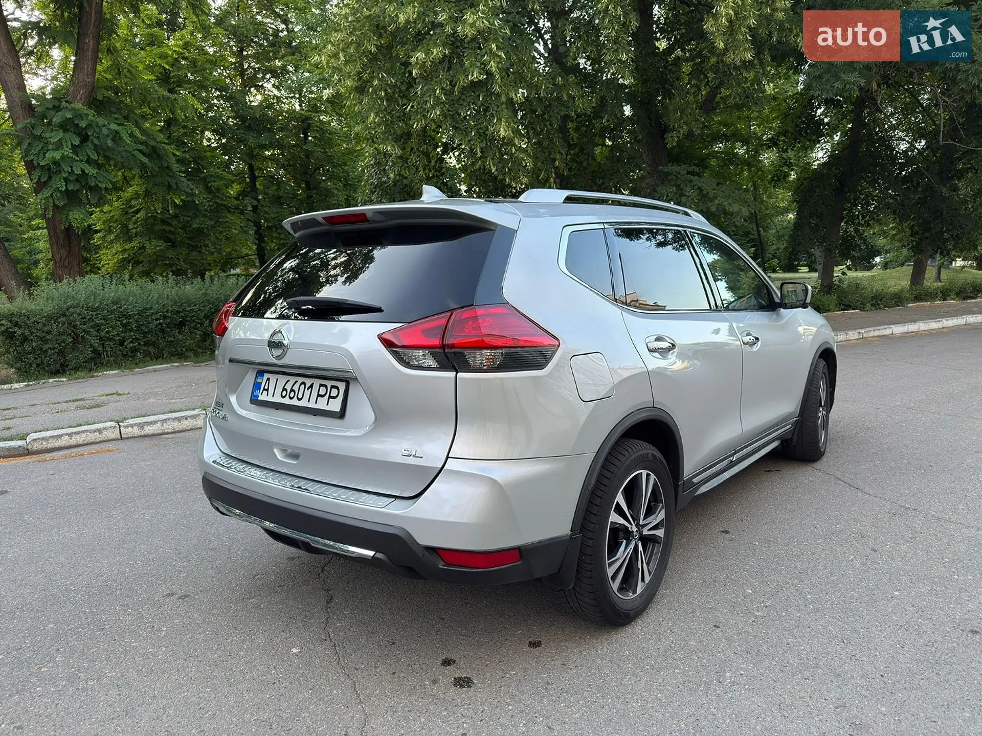 2017 Nissan Rogue - мініатюра 8