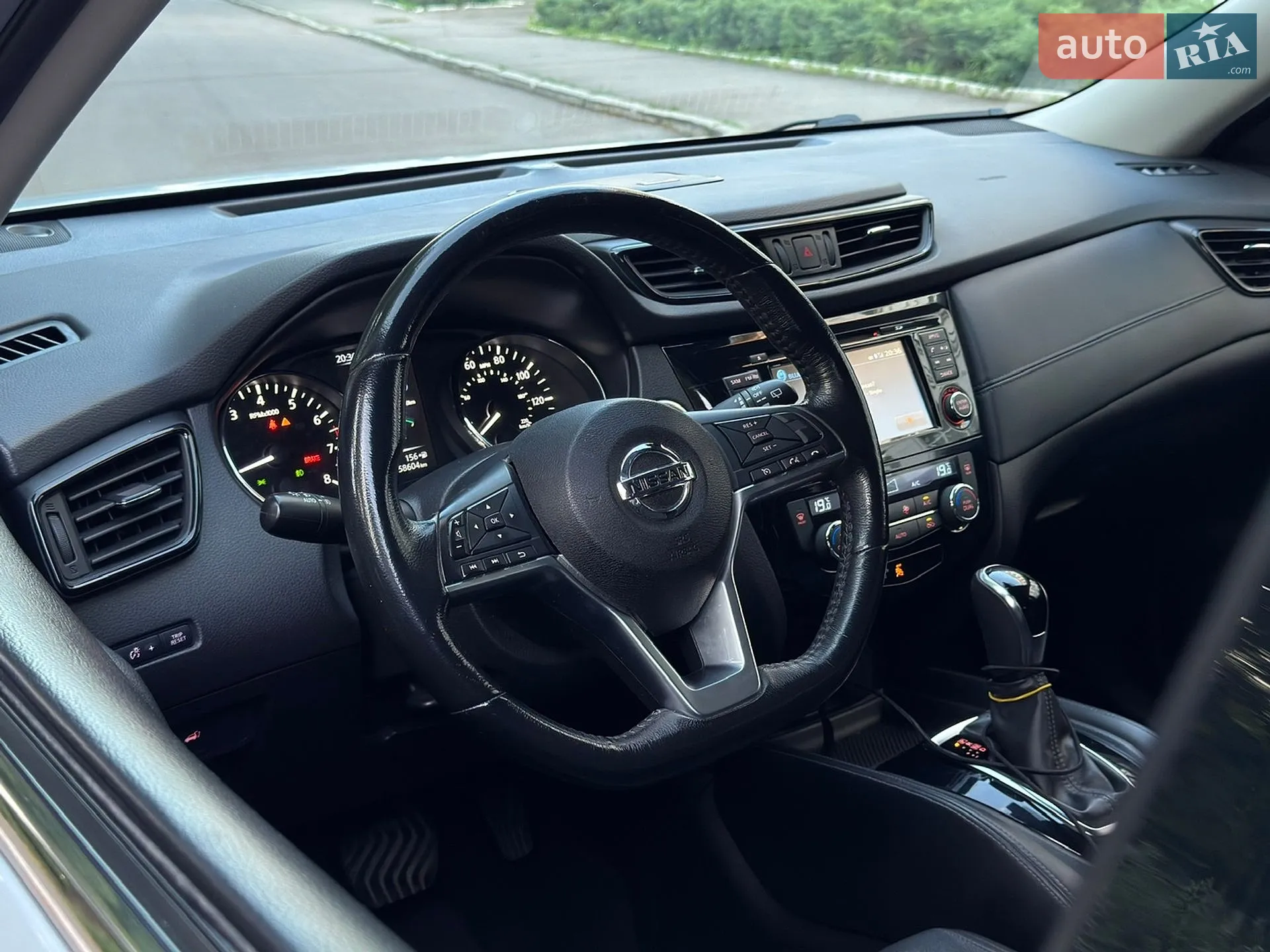 2017 Nissan Rogue - мініатюра 10