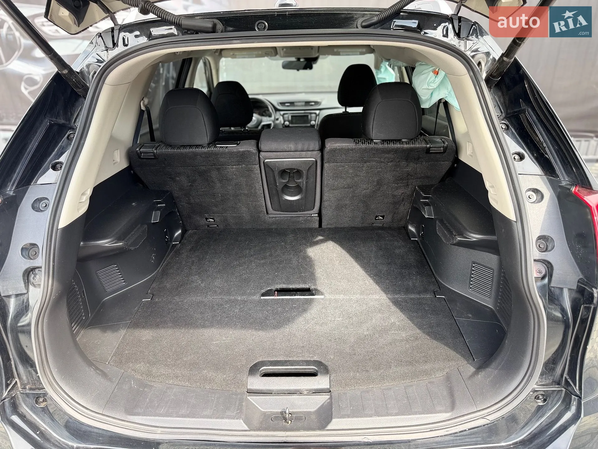 2019 Nissan Rogue - мініатюра 16