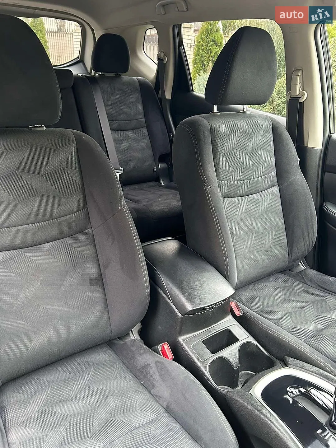 2016 Nissan Rogue - мініатюра 10