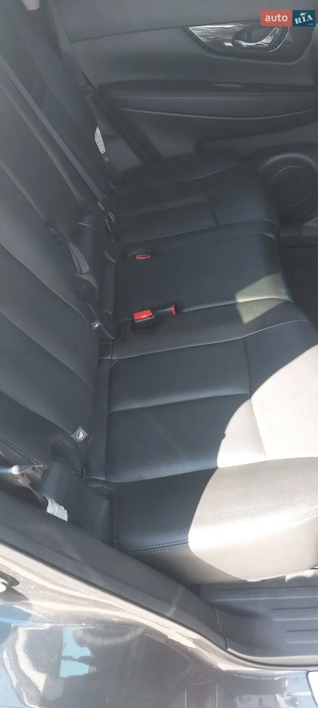 2019 Nissan Rogue - мініатюра 10