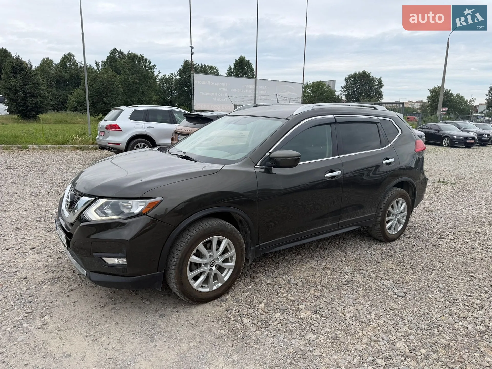2017 Nissan Rogue - мініатюра 2