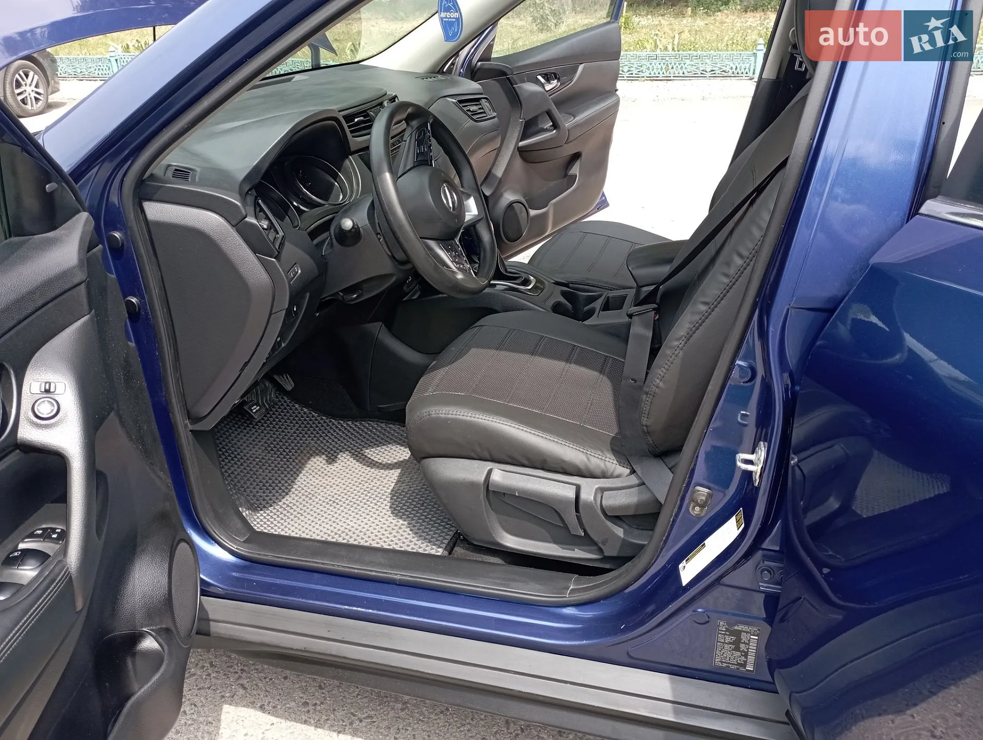2017 Nissan Rogue - мініатюра 13