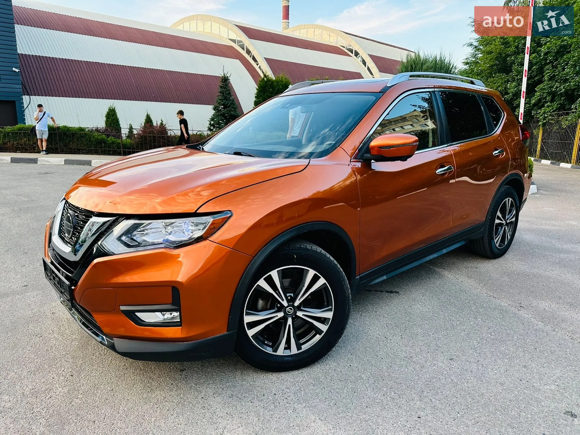 2019 Nissan Rogue - мініатюра 17