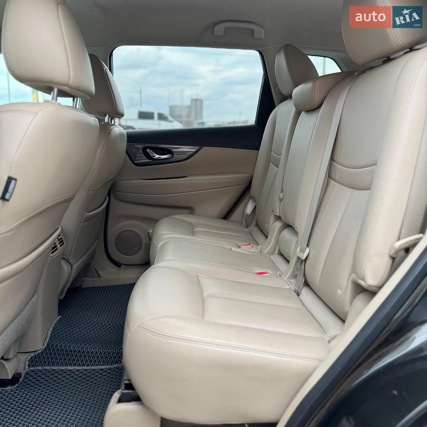 2015 Nissan Rogue - мініатюра 23
