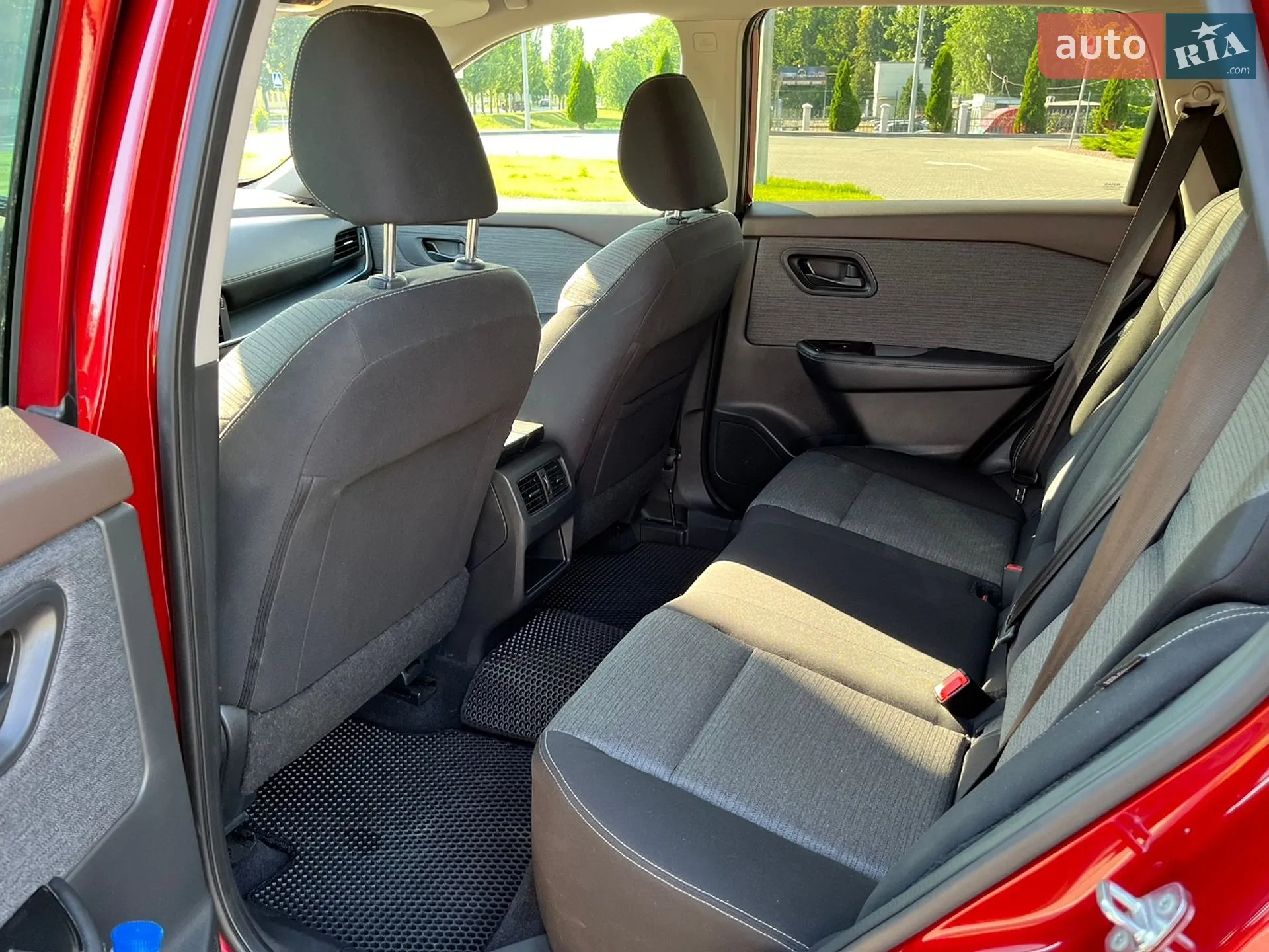 2022 Nissan Rogue - мініатюра 9