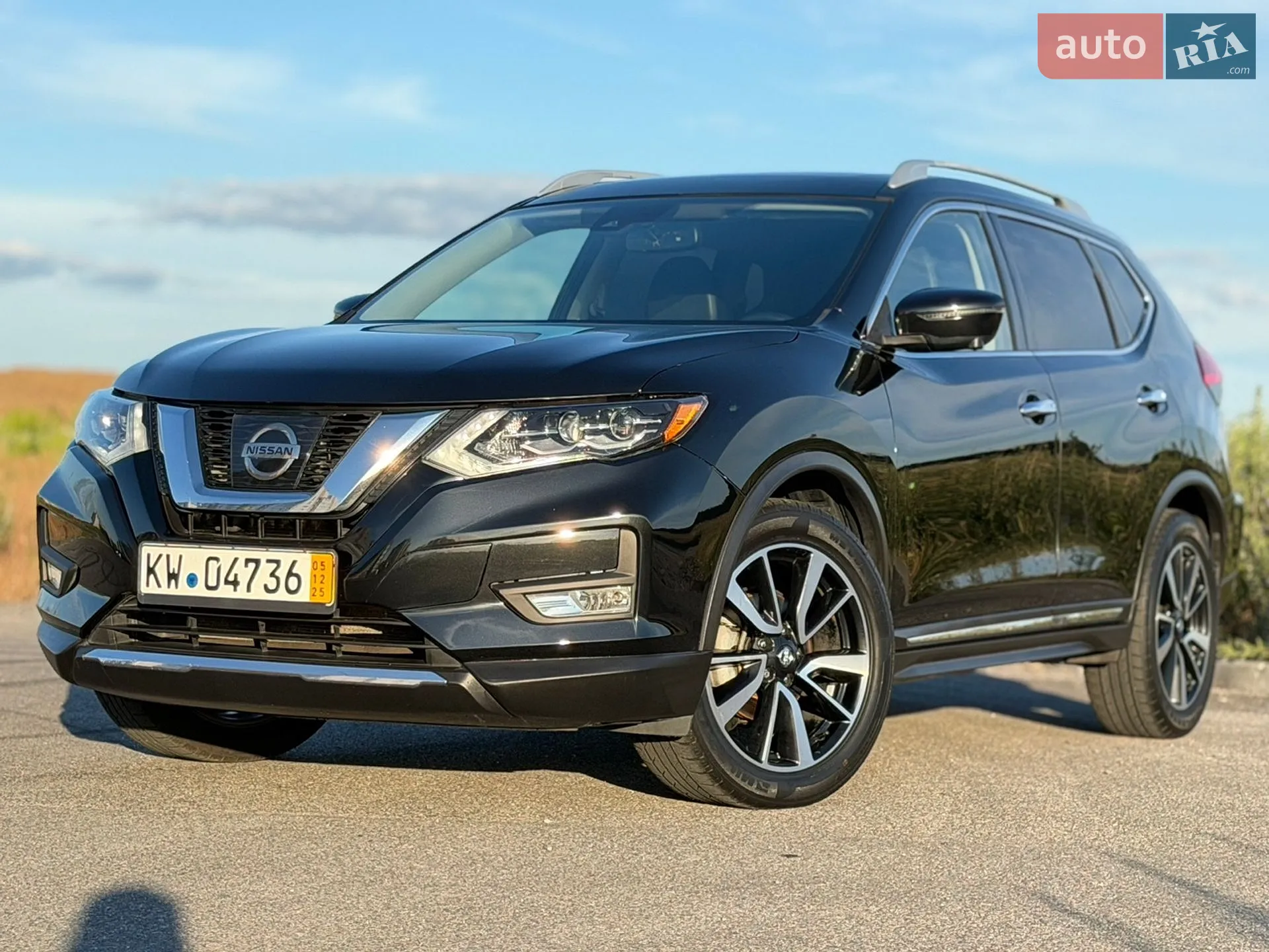2017 Nissan Rogue - фото 1