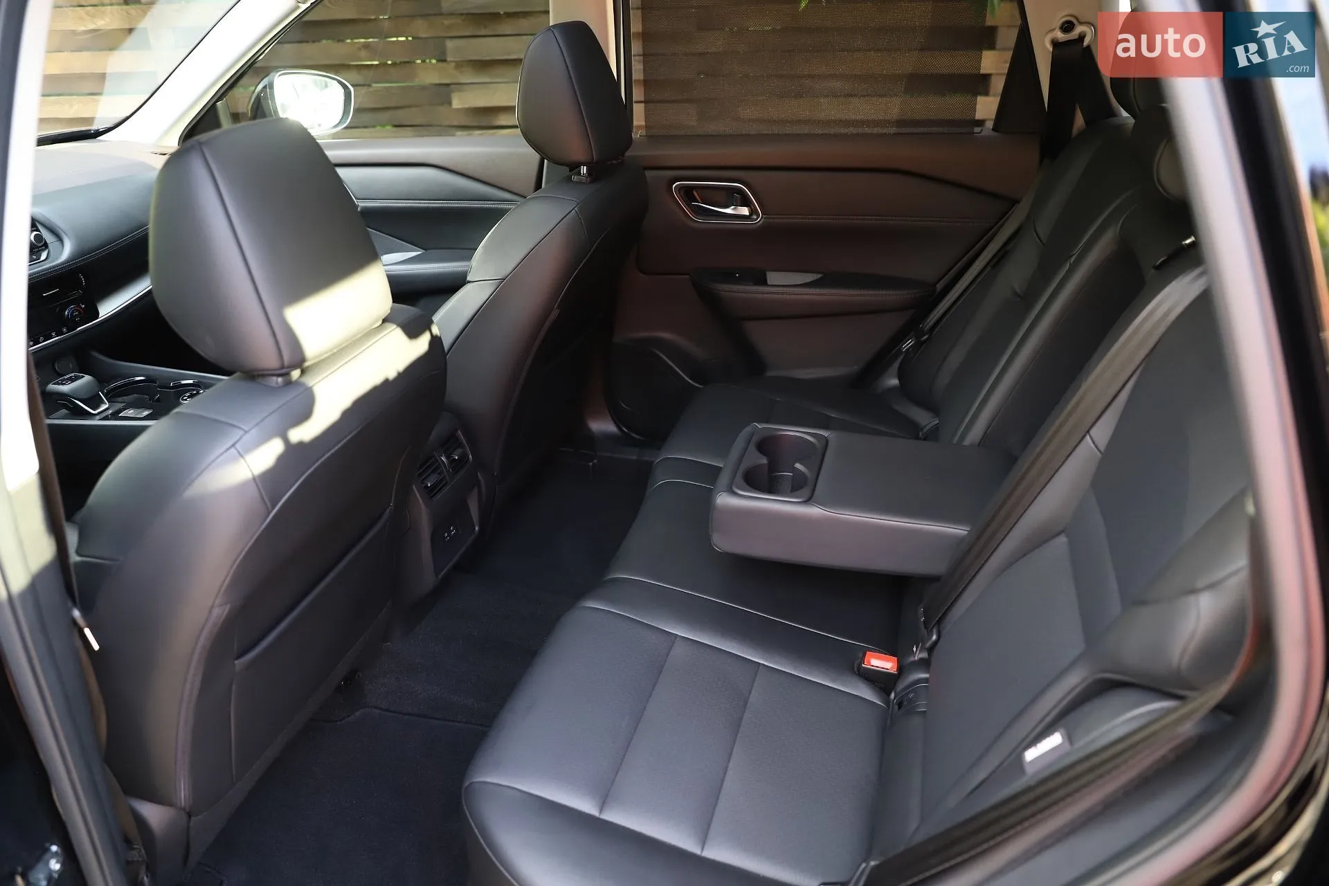 2021 Nissan Rogue - мініатюра 12