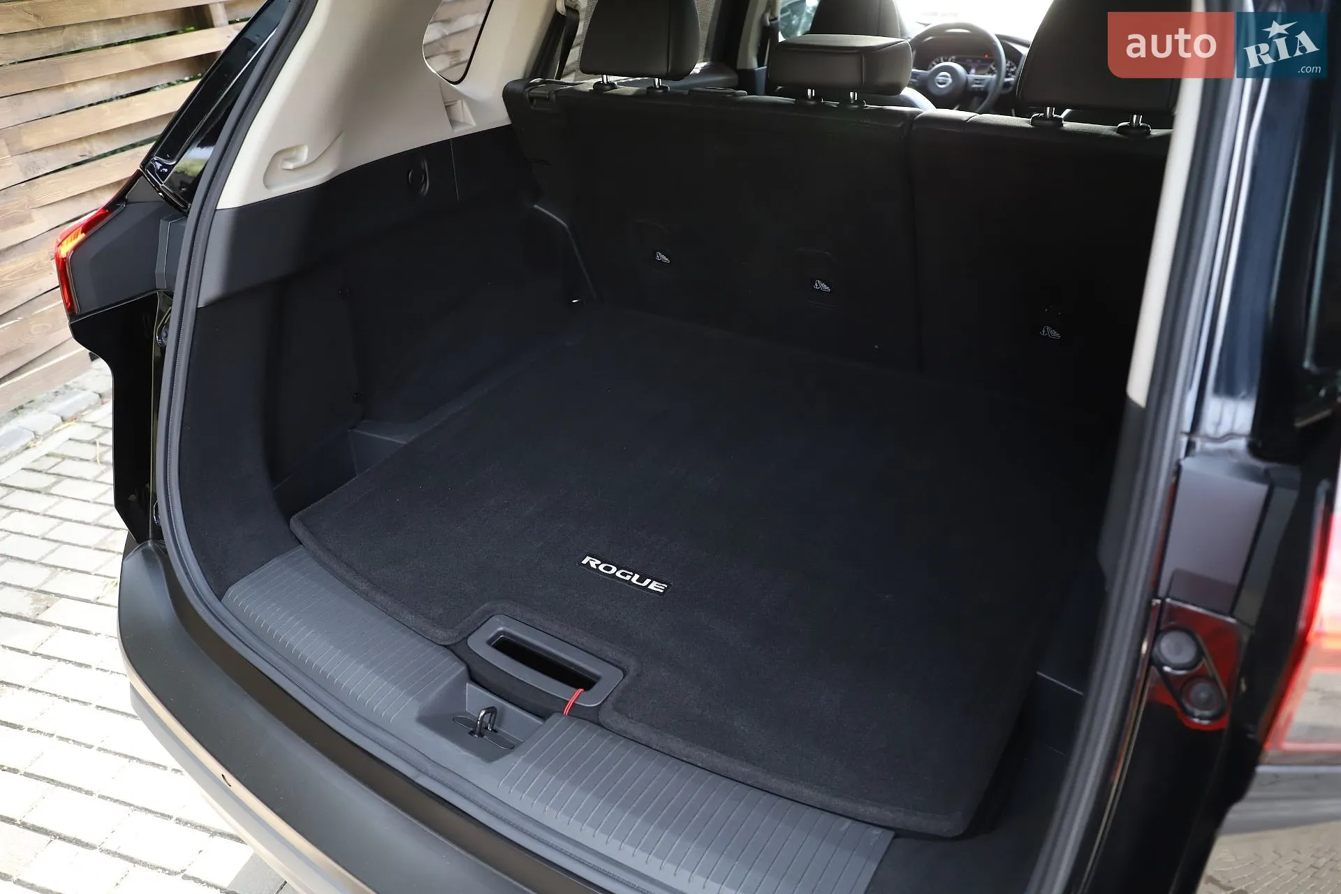 2021 Nissan Rogue - мініатюра 38