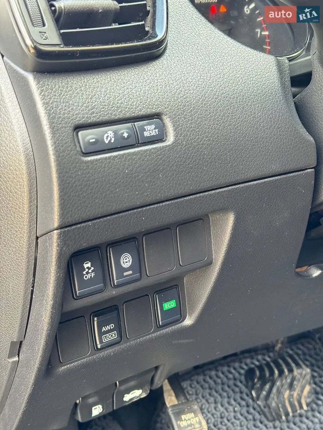2019 Nissan Rogue - мініатюра 32