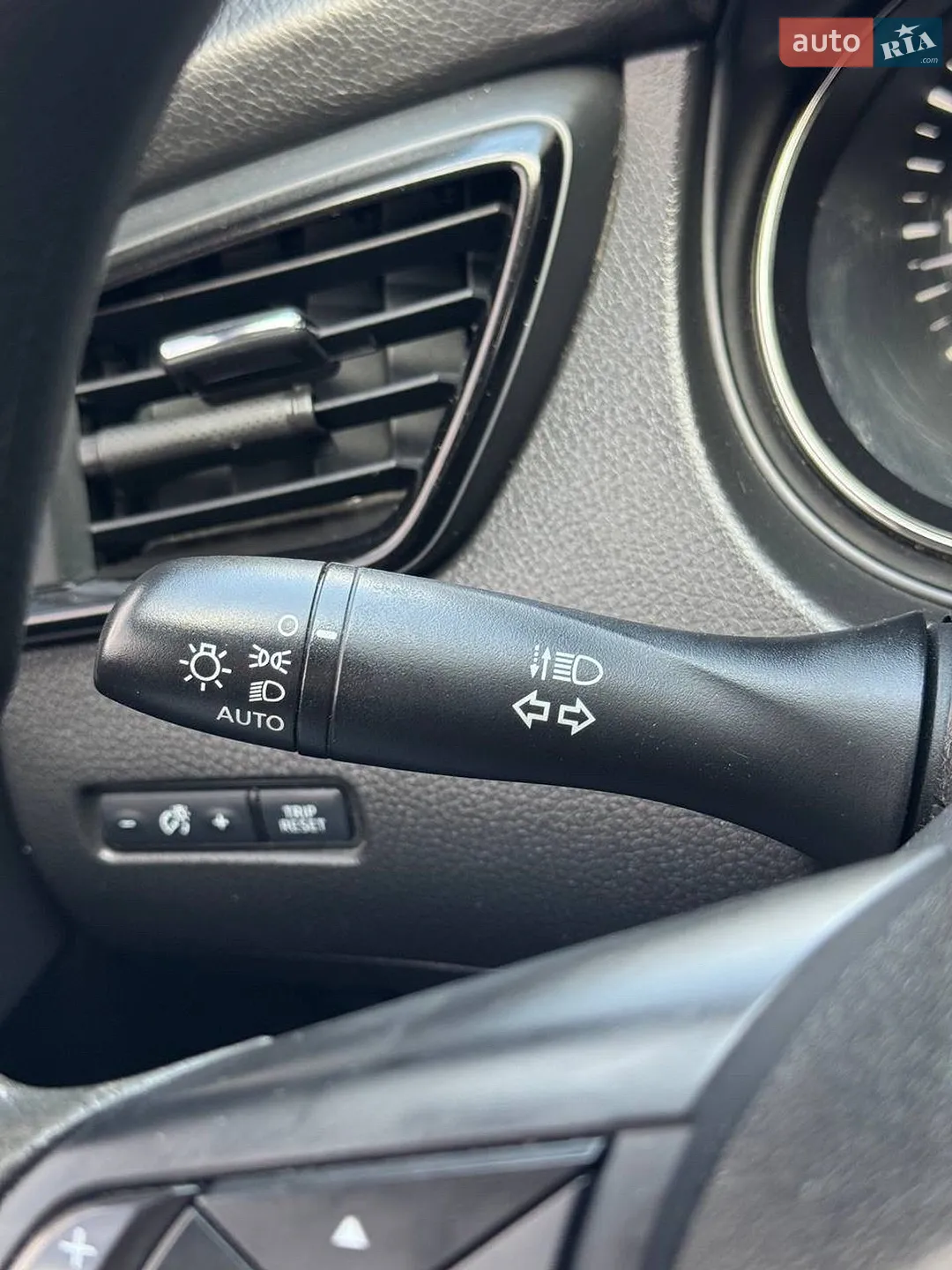 2019 Nissan Rogue - мініатюра 37