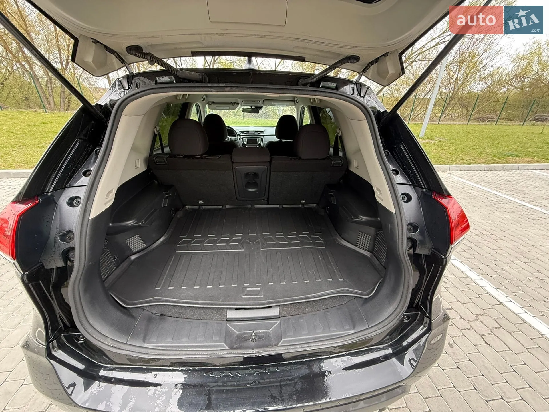 2020 Nissan Rogue - мініатюра 21