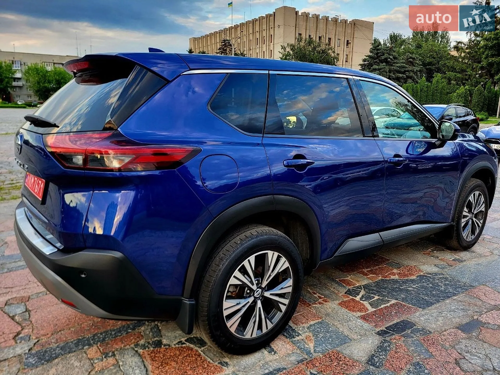 2021 Nissan Rogue - мініатюра 17
