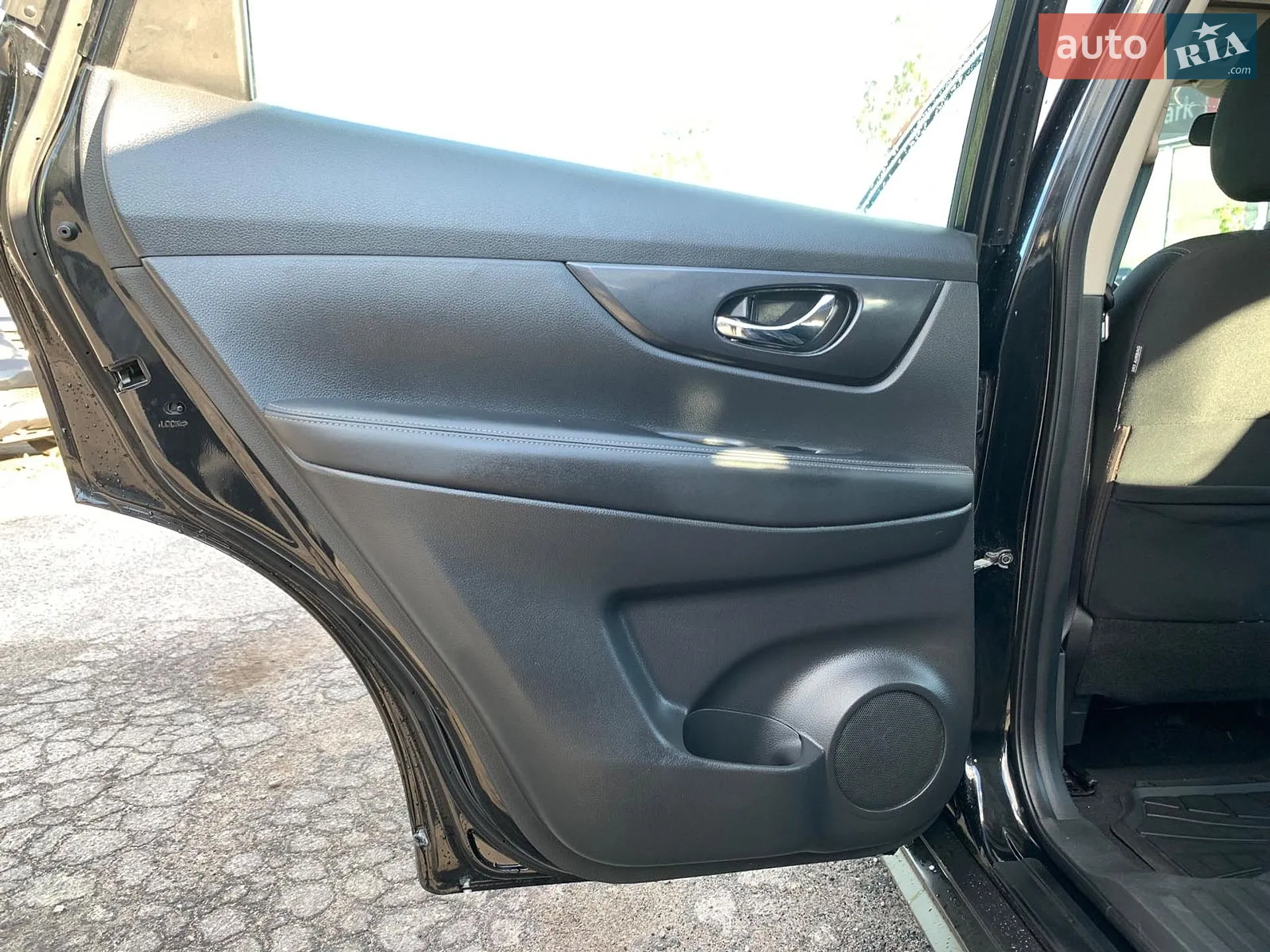 2017 Nissan Rogue - мініатюра 18