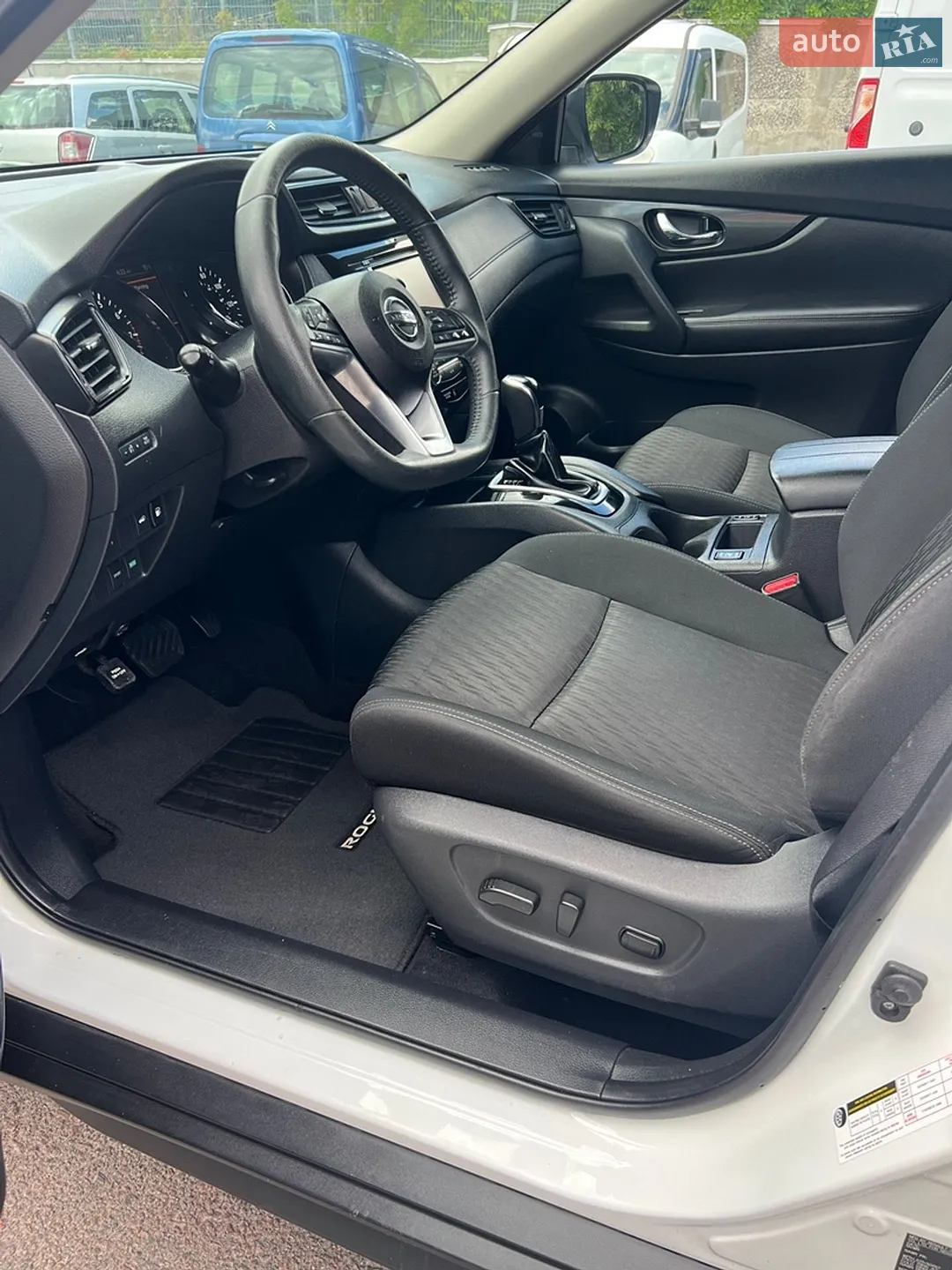 2017 Nissan Rogue - мініатюра 25