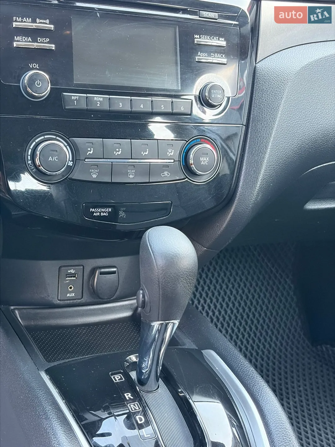 2015 Nissan Rogue - мініатюра 15