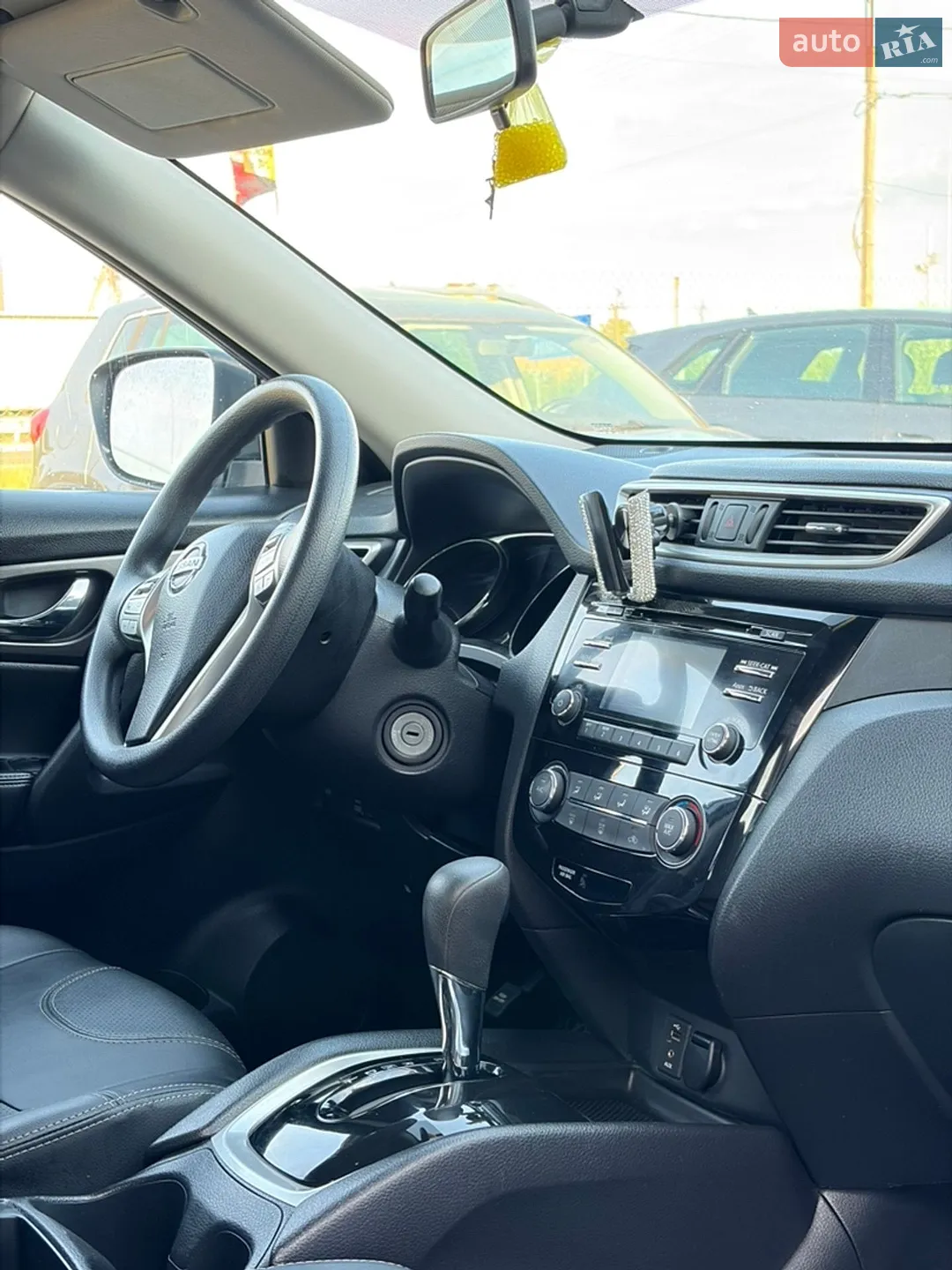 2015 Nissan Rogue - мініатюра 24