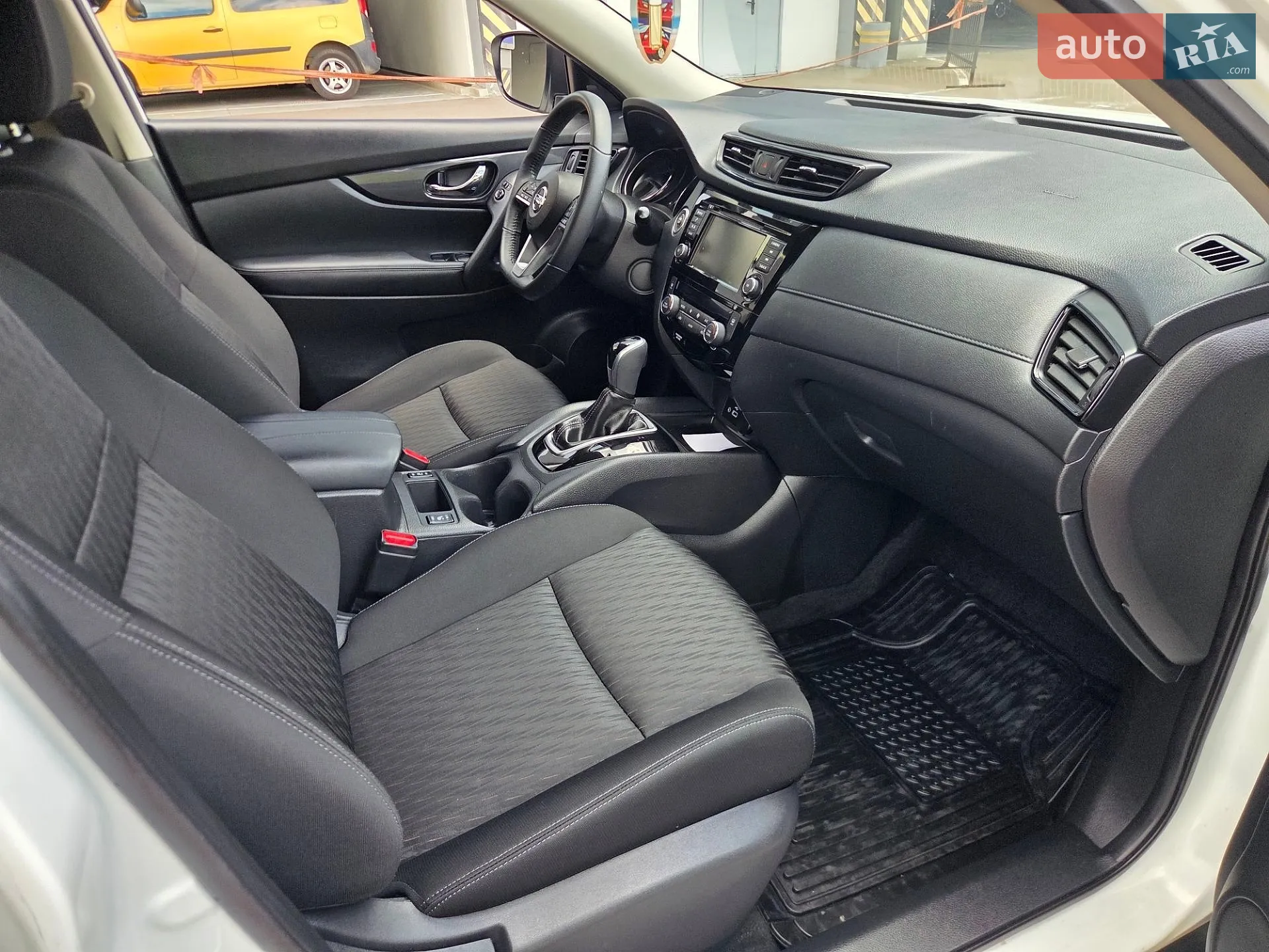 2019 Nissan Rogue - мініатюра 33