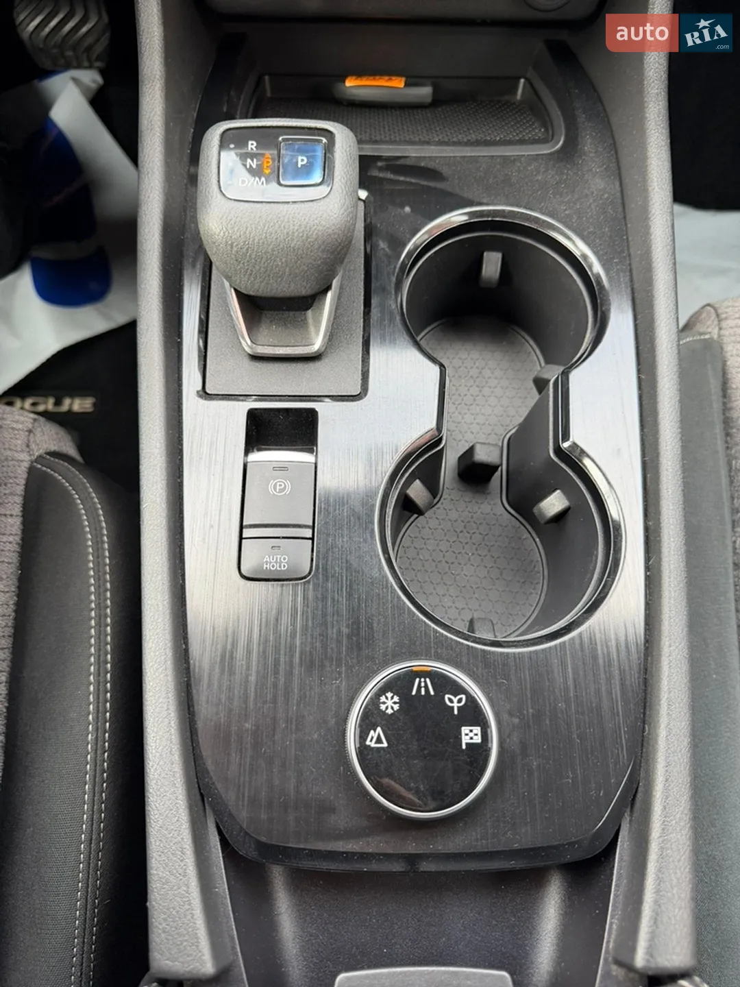 2020 Nissan Rogue - мініатюра 26