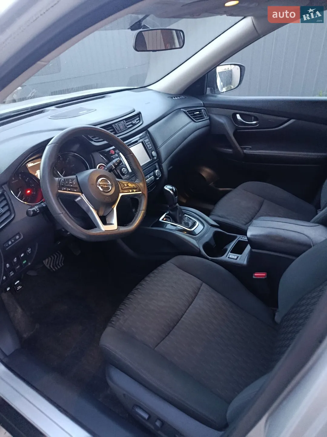 2017 Nissan Rogue - мініатюра 14