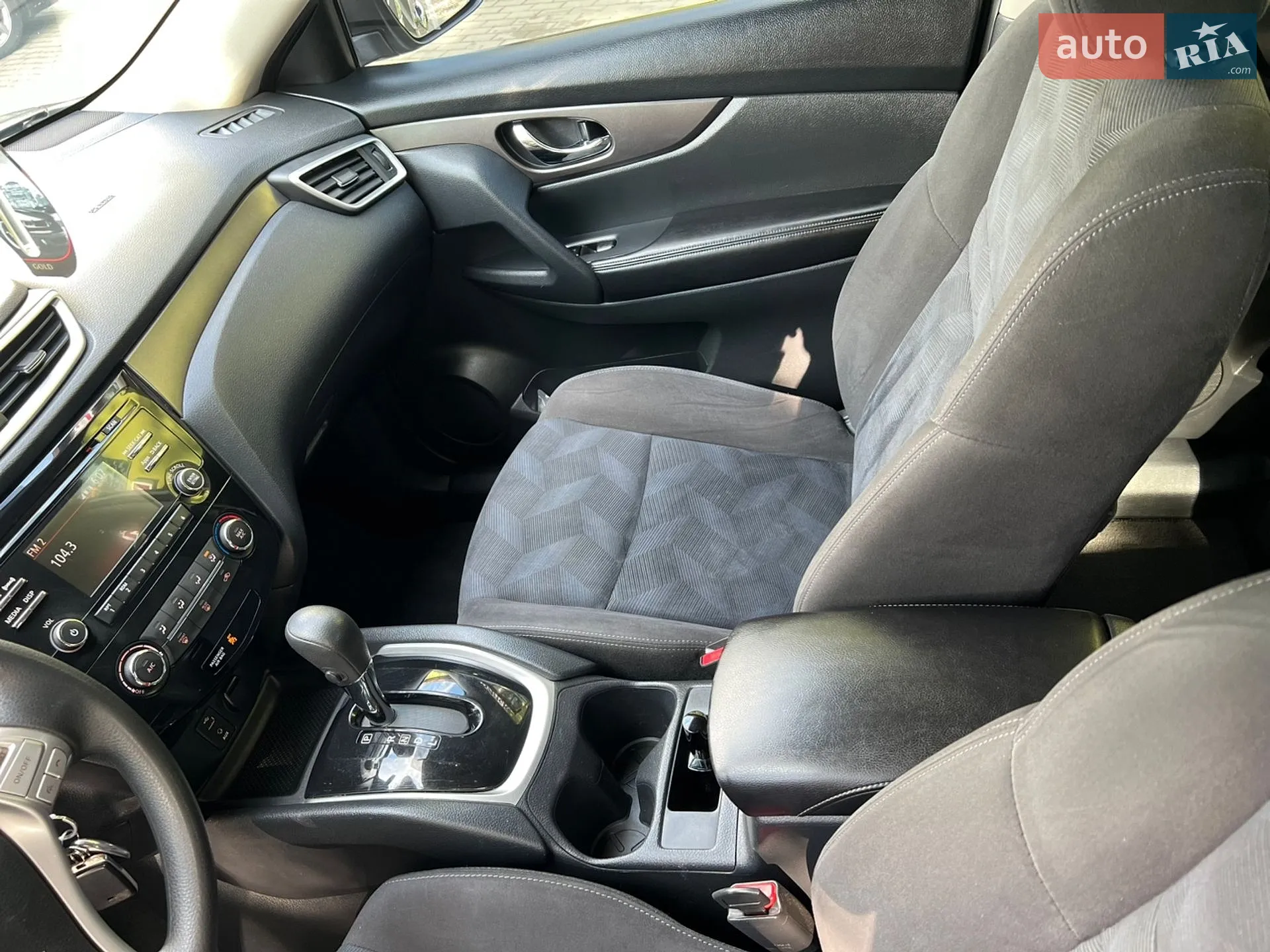 2015 Nissan Rogue - мініатюра 32